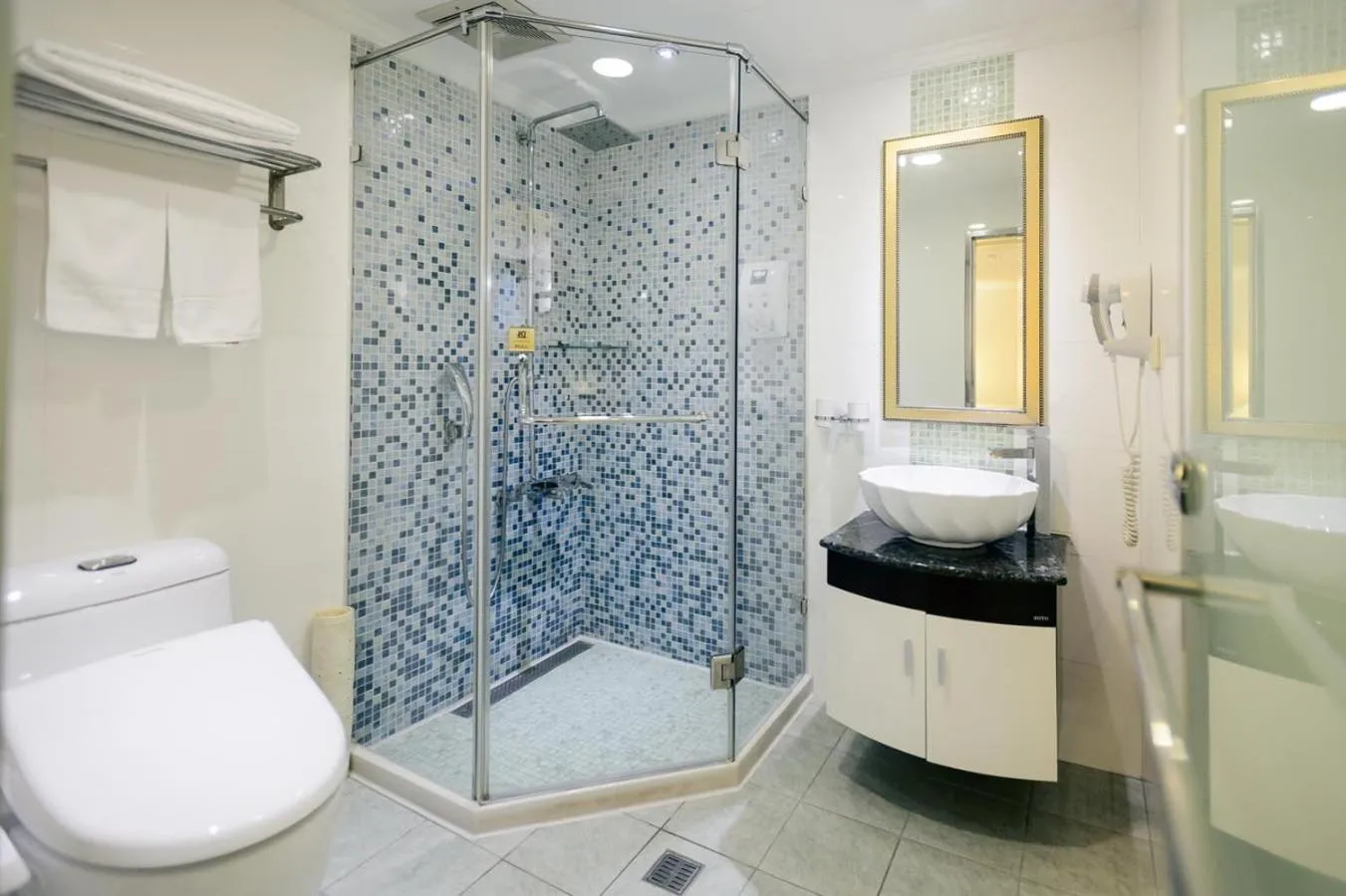 Kiwi Hotel MRT Wenxin Branch (Feng Chia Branch 1)