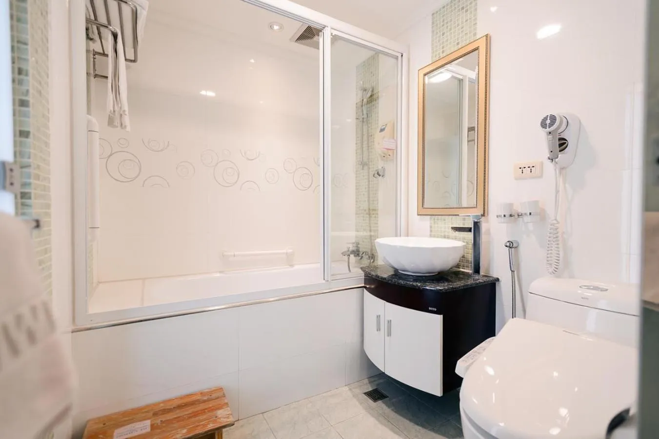 Kiwi Hotel MRT Wenxin Branch (Feng Chia Branch 1)