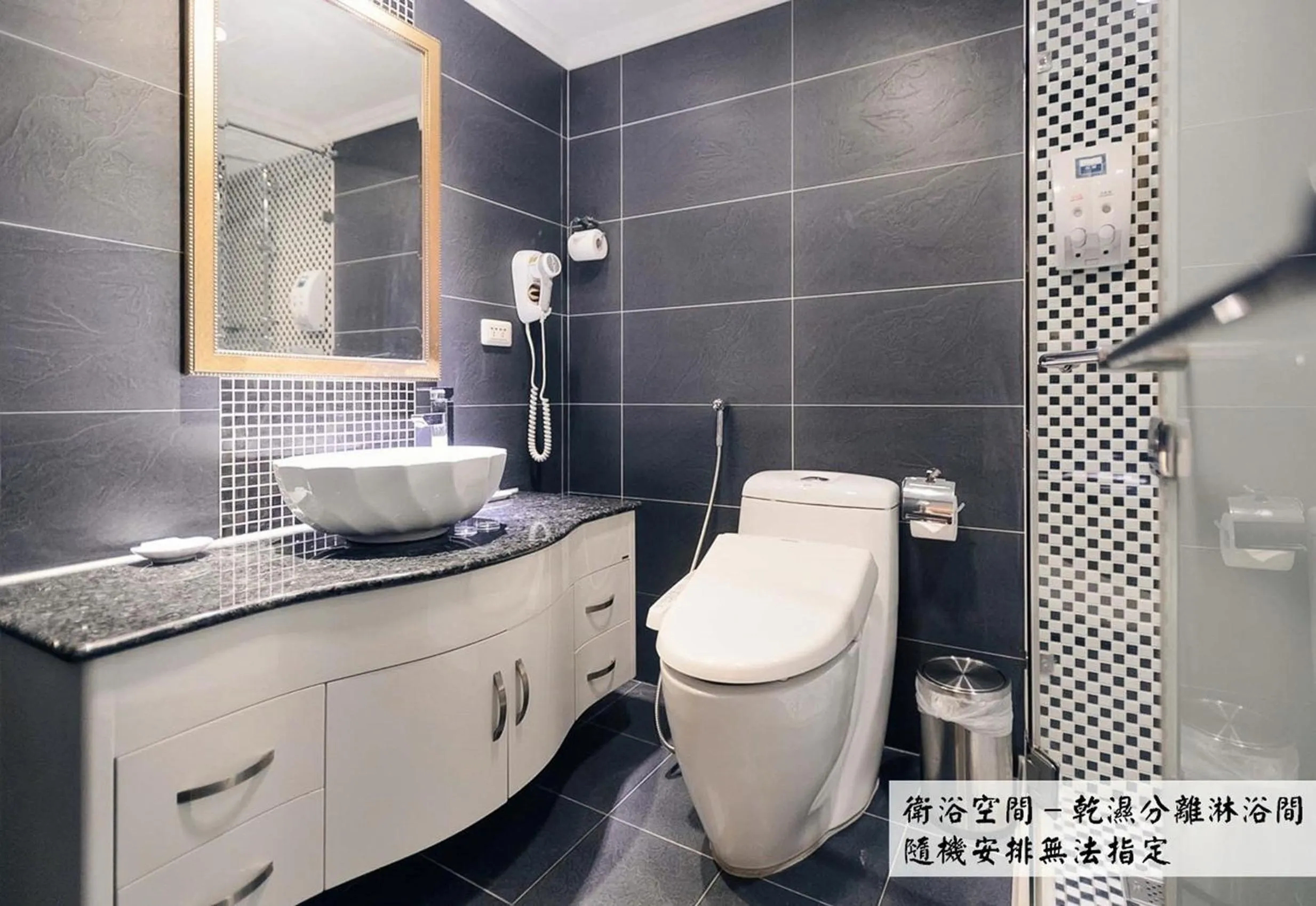 Kiwi Hotel MRT Wenxin Branch (Feng Chia Branch 1)