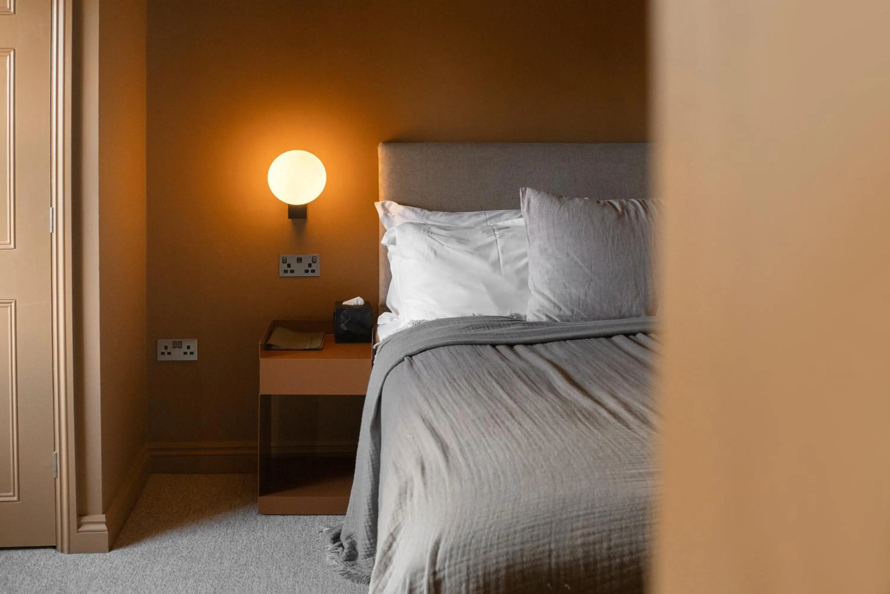 Bedroom, Bed in Leighton House - Boutique Guesthouse