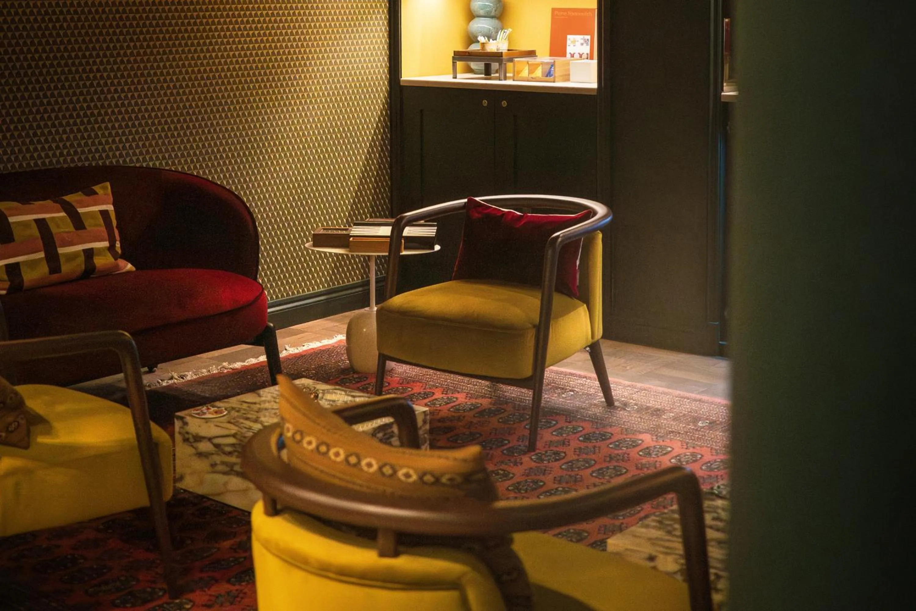 Lounge or bar in Leighton House - Boutique Guesthouse