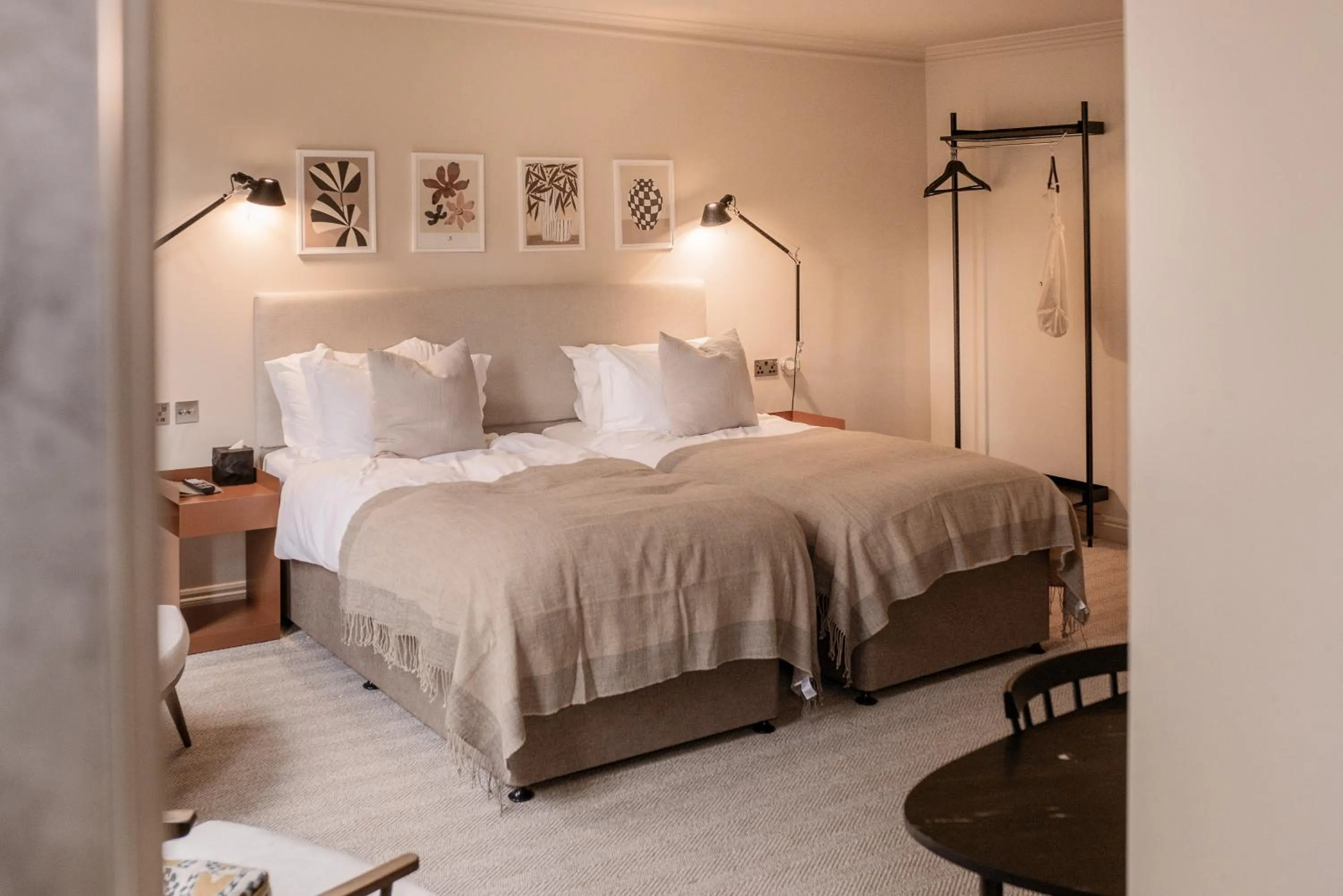 Bedroom, Bed in Leighton House - Boutique Guesthouse