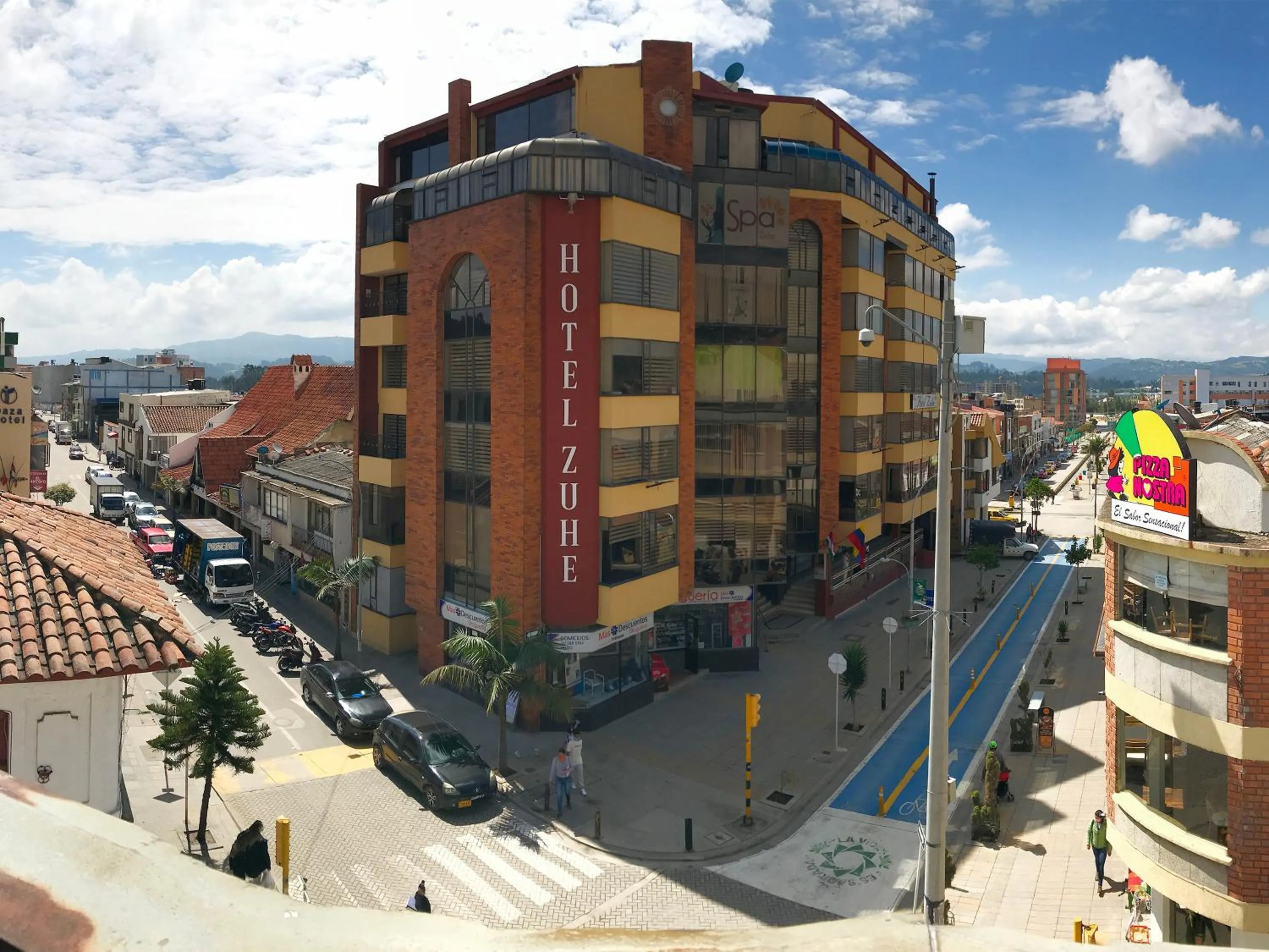 Property building in HOTEL ZUHE