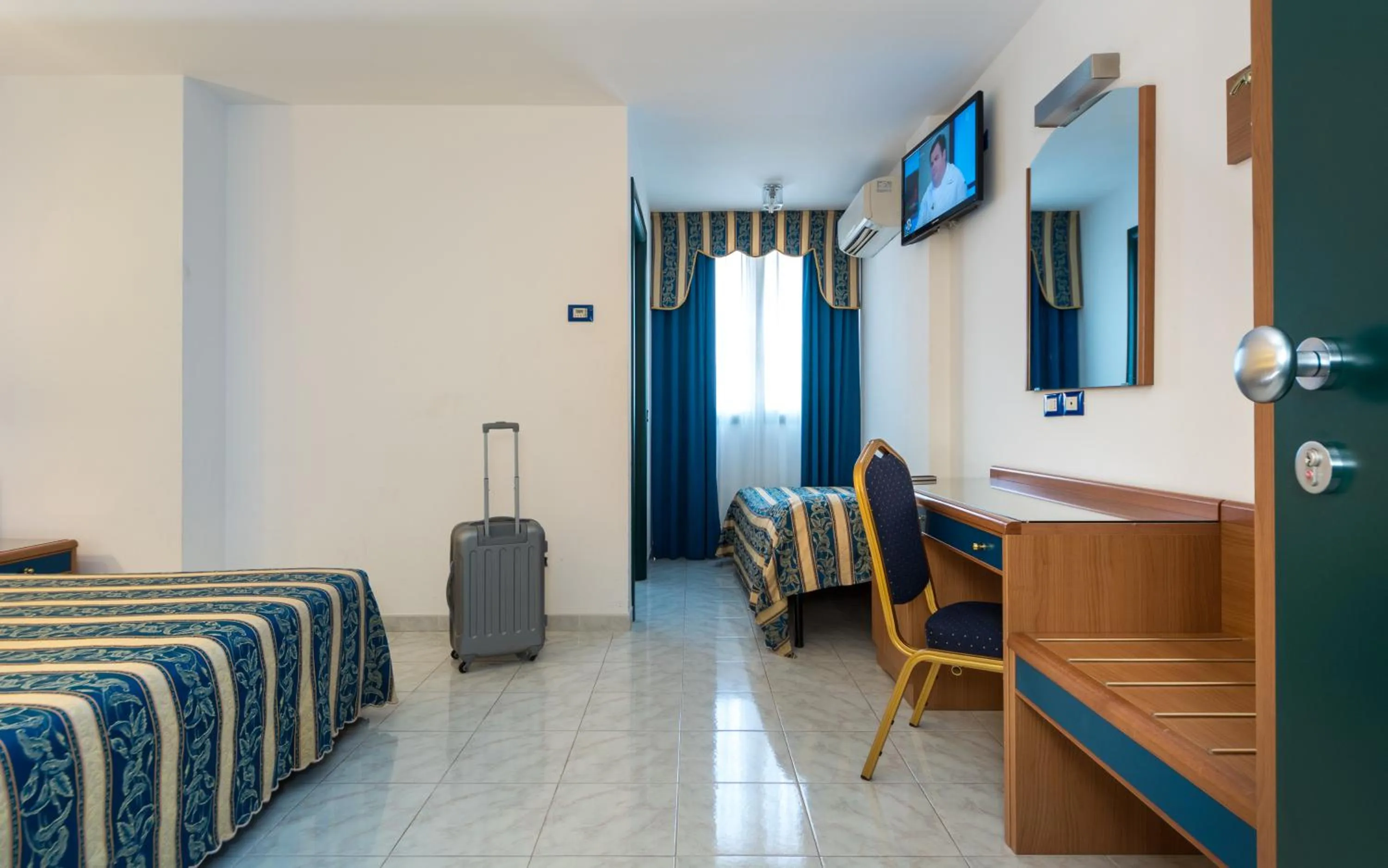 Bed in Hotel Centrale