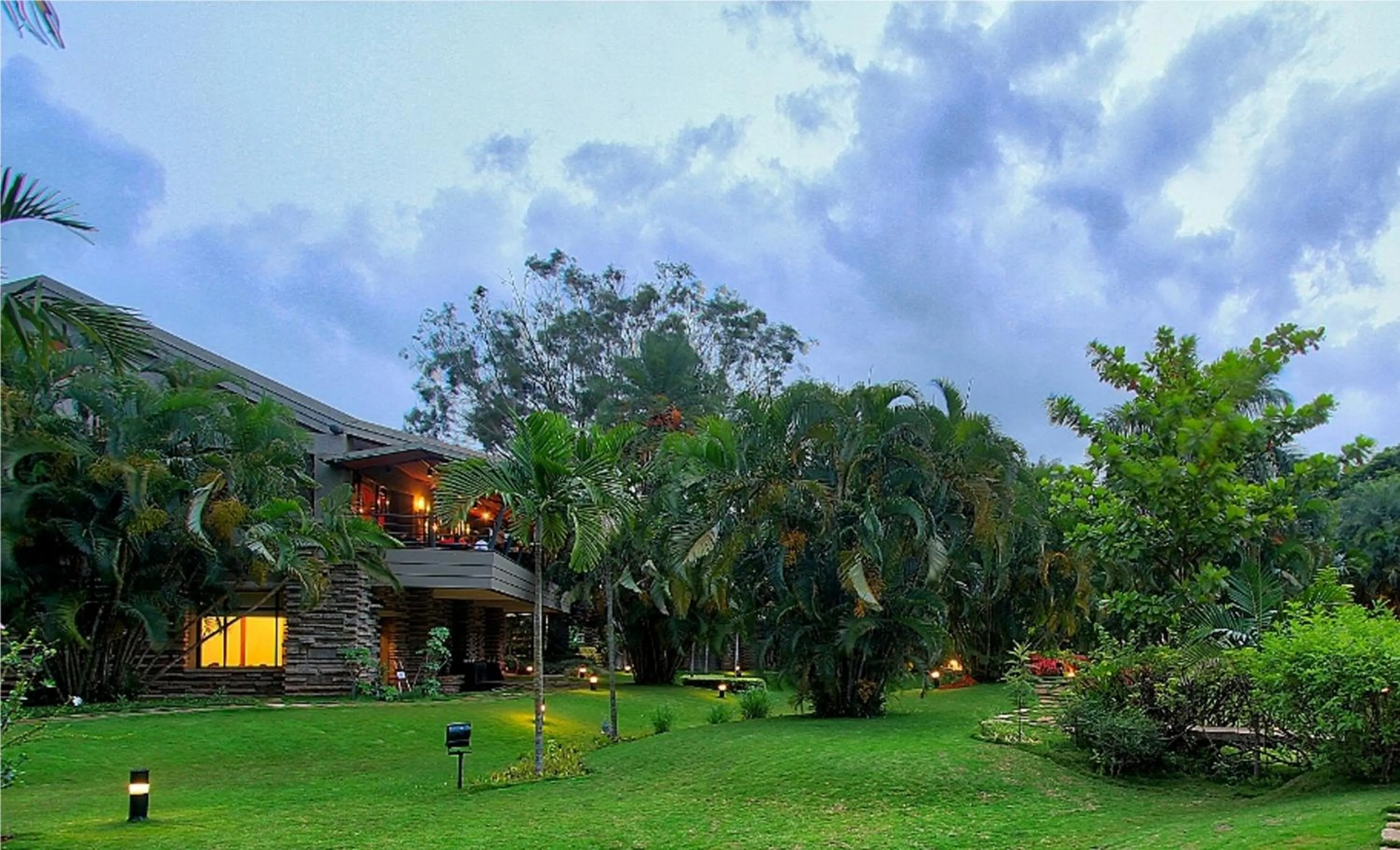 On site in Angsana Oasis Spa & Resort