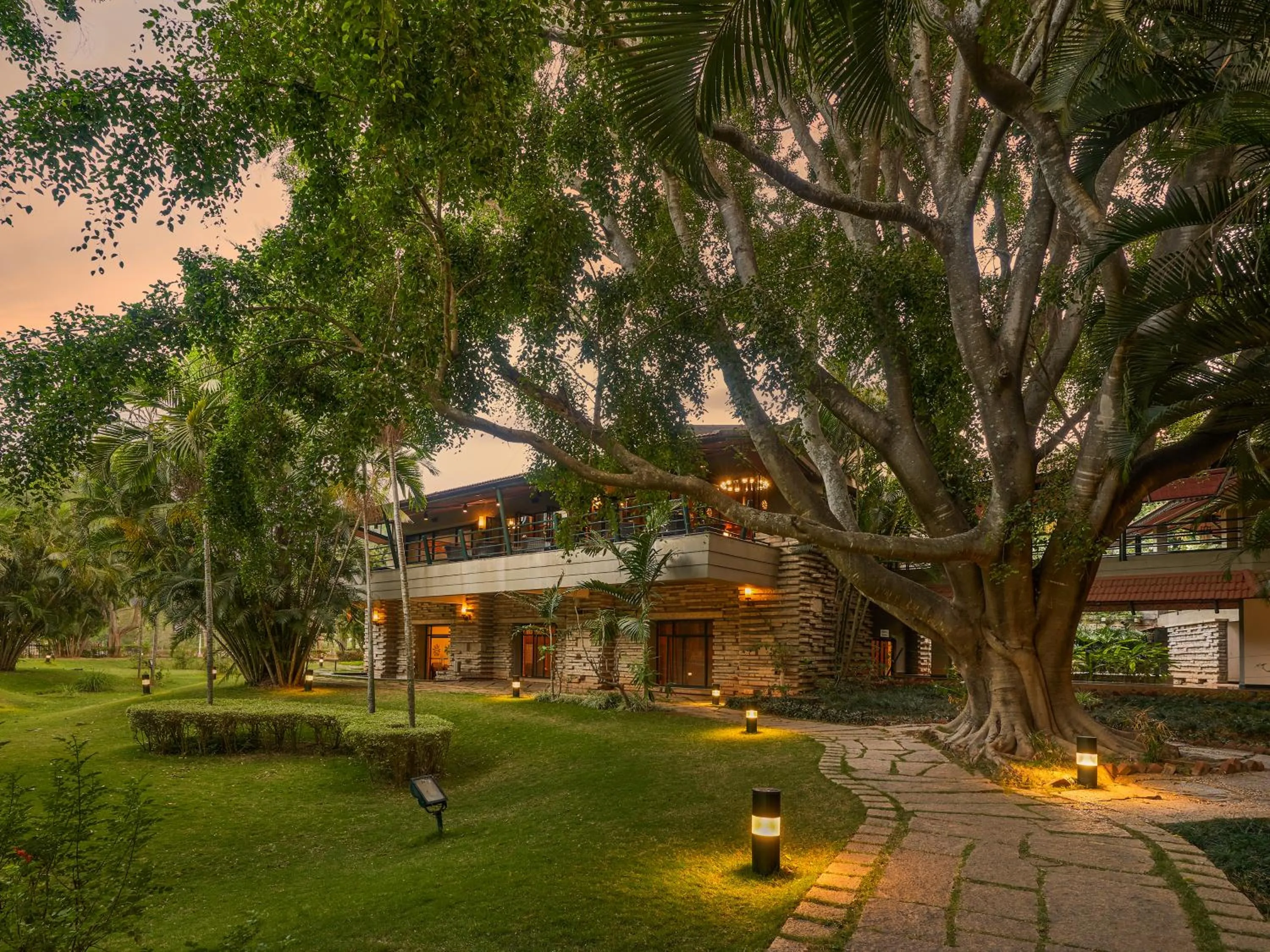 Garden in Angsana Oasis Spa & Resort