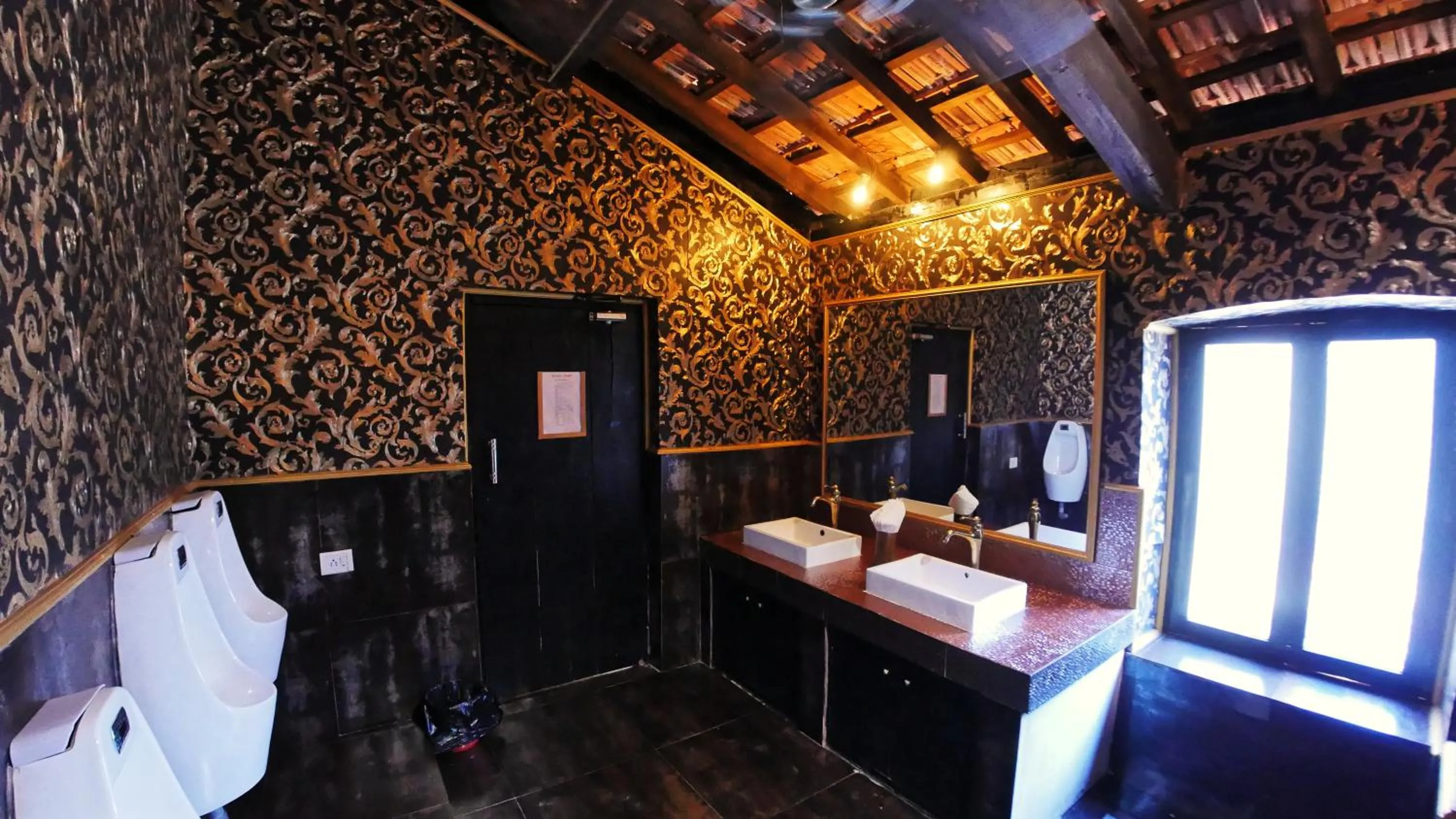 Area and facilities in Beach Street Eco Resort - Mandrem