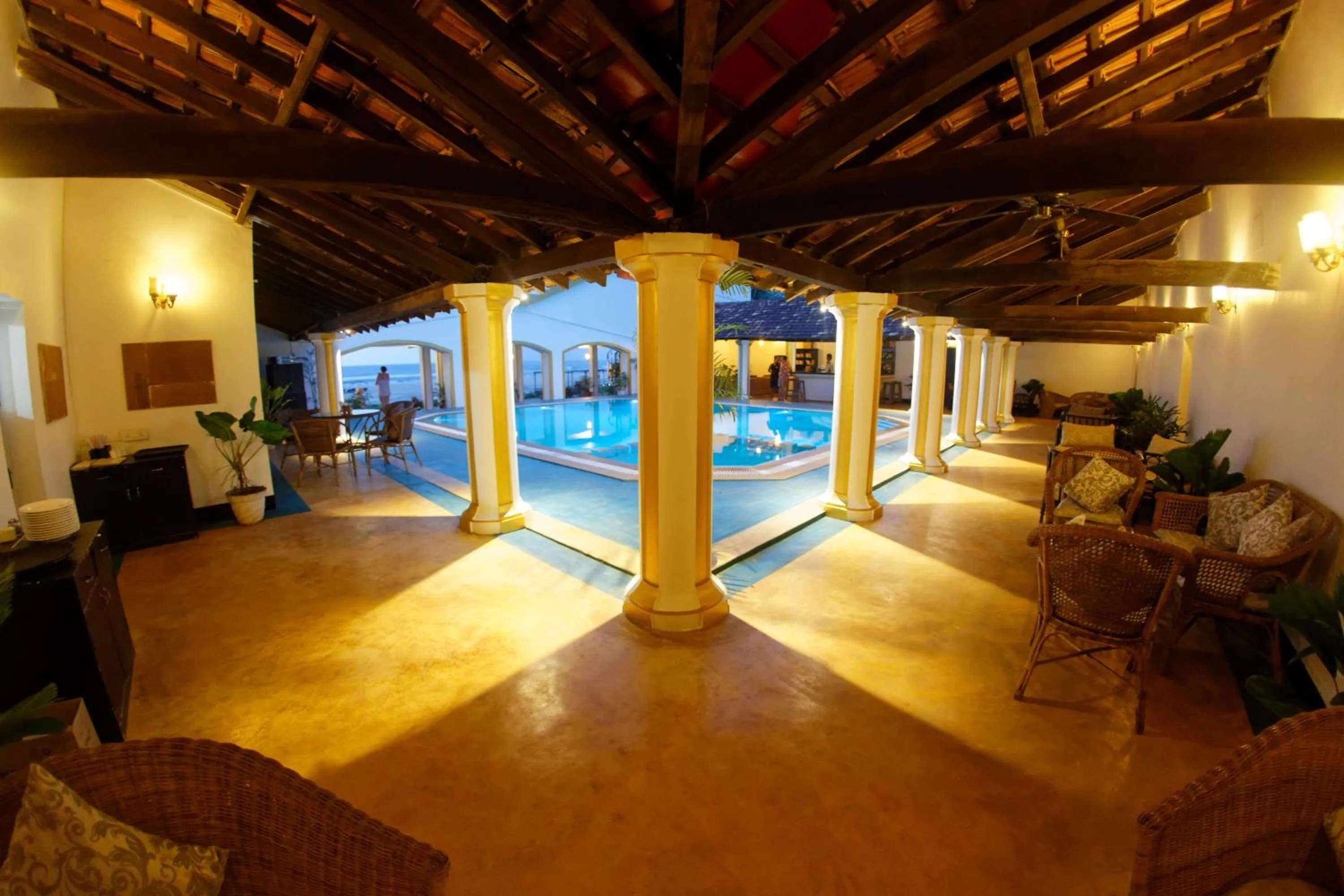 Restaurant/places to eat in Beach Street Eco Resort - Mandrem