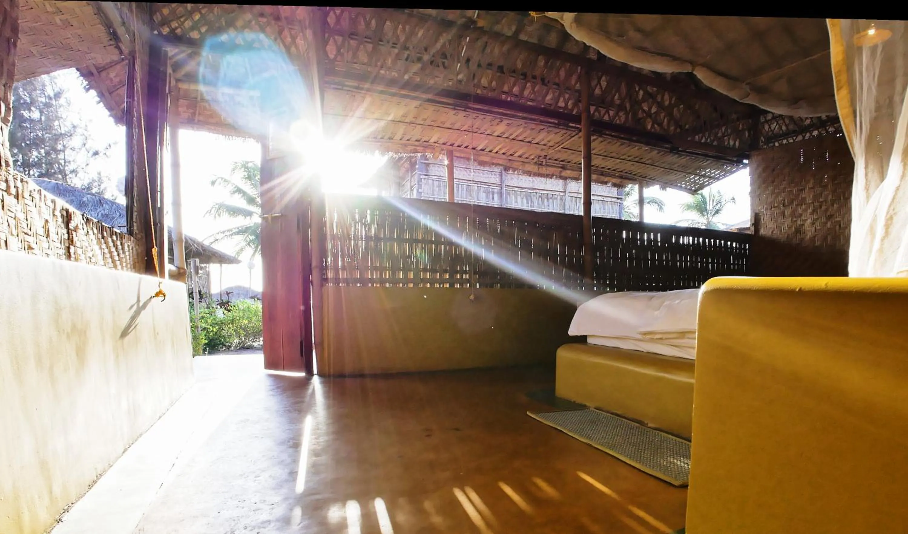 Living room, Bed in Beach Street Eco Resort - Mandrem