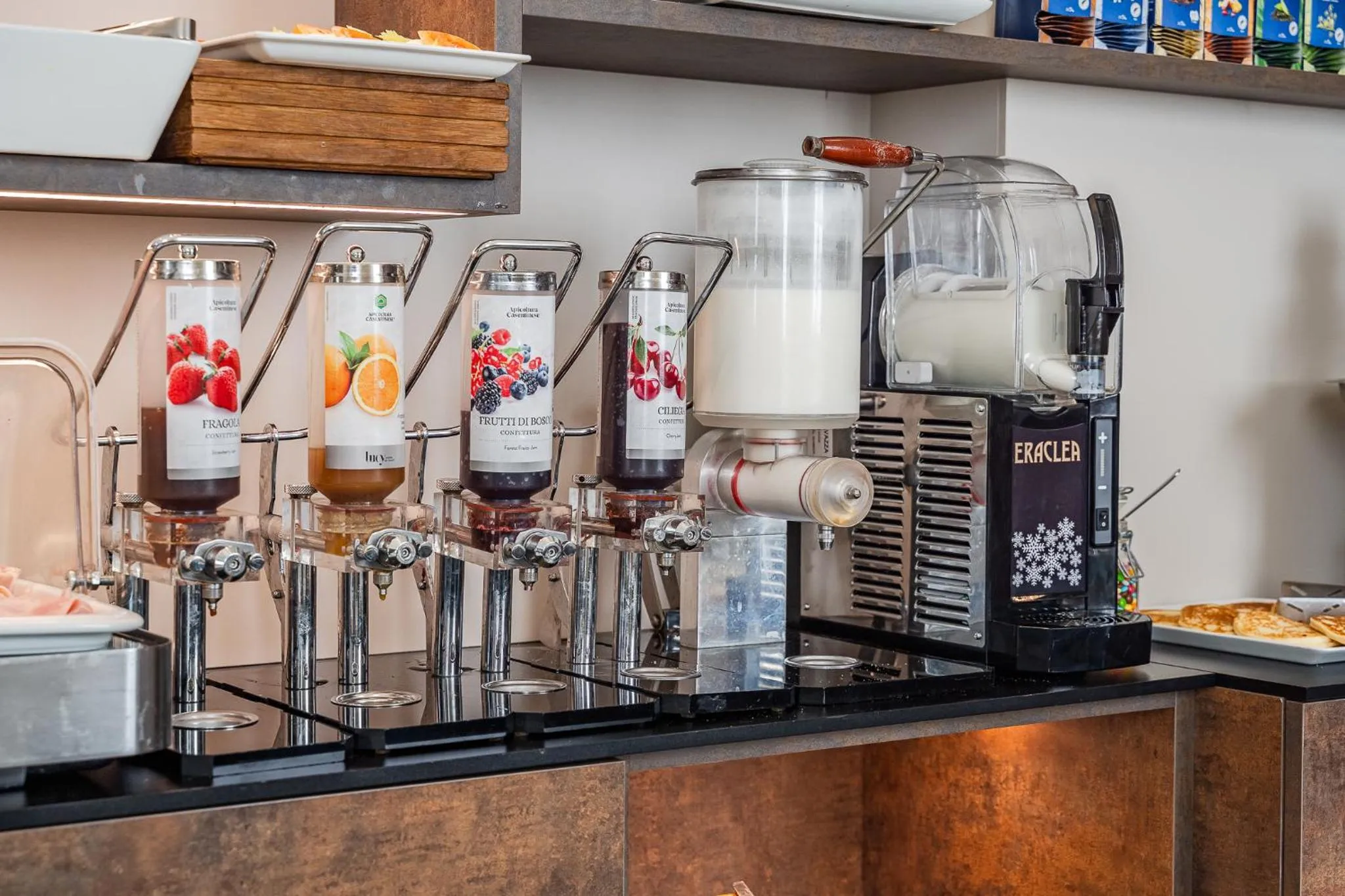 Breakfast in Hotel Astoria