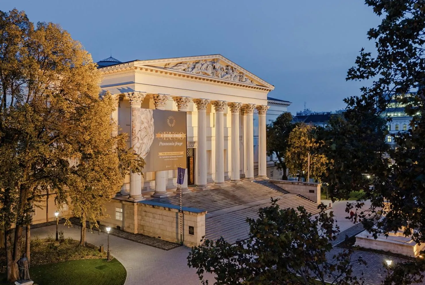 Nearby landmark in BudapeStayz - Raday Rooms