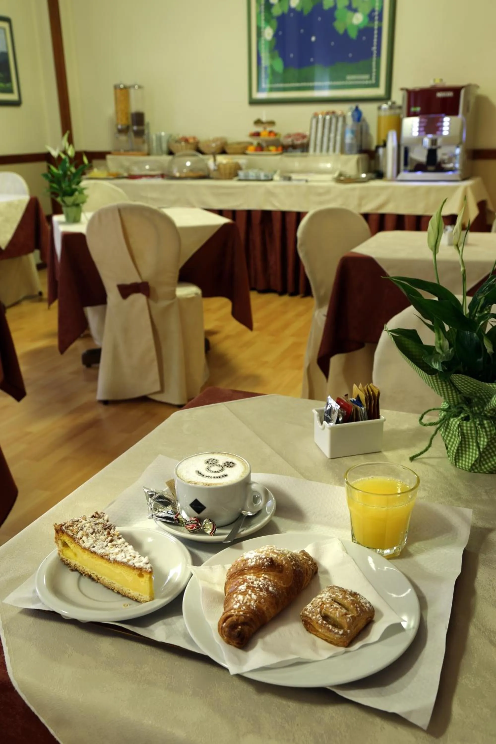 Restaurant/places to eat in Hotel Cristallo Brescia