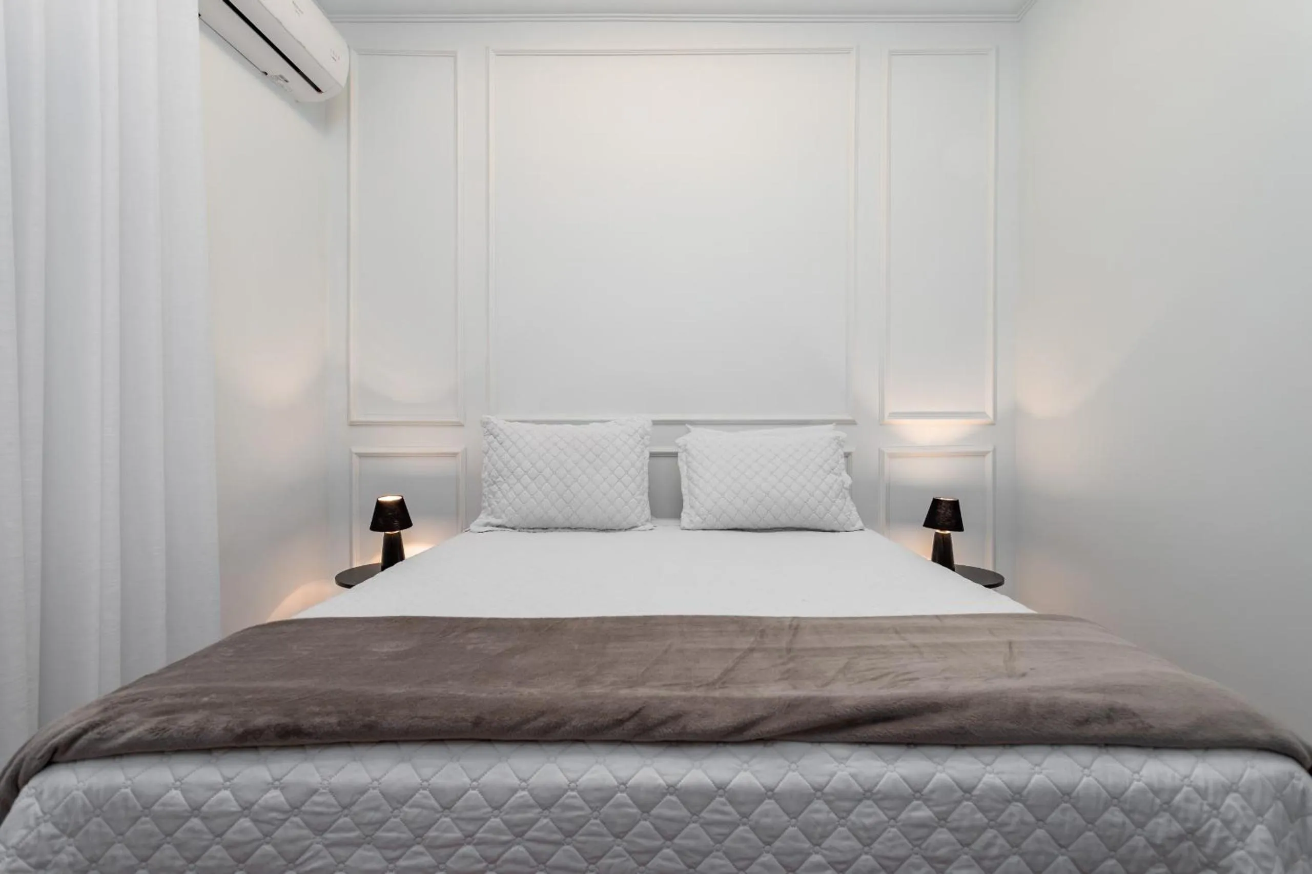 Bed in Vista para praia de Copacabana - RD1003 Z4