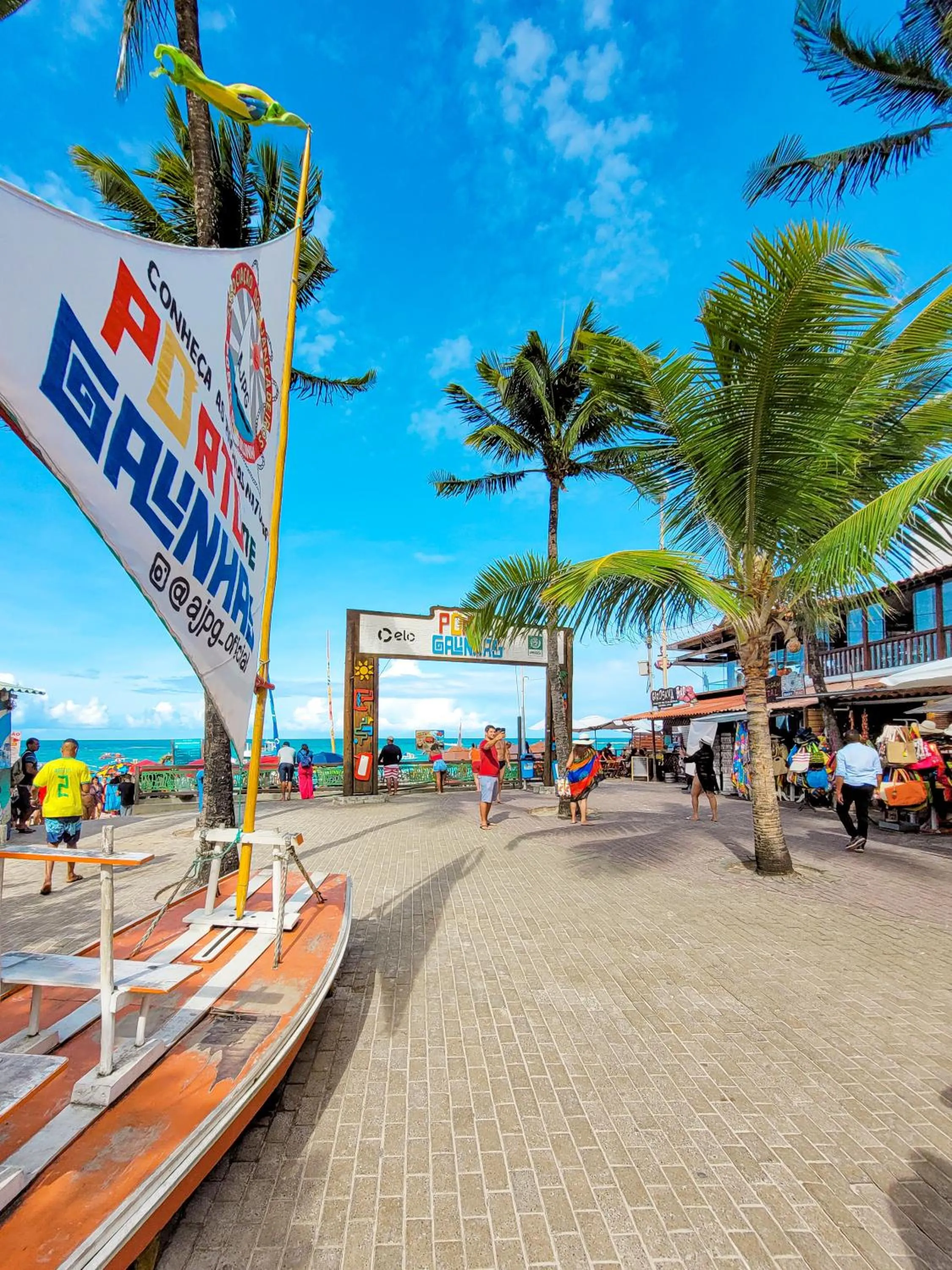 Beach in Atlântico Sul Hotel