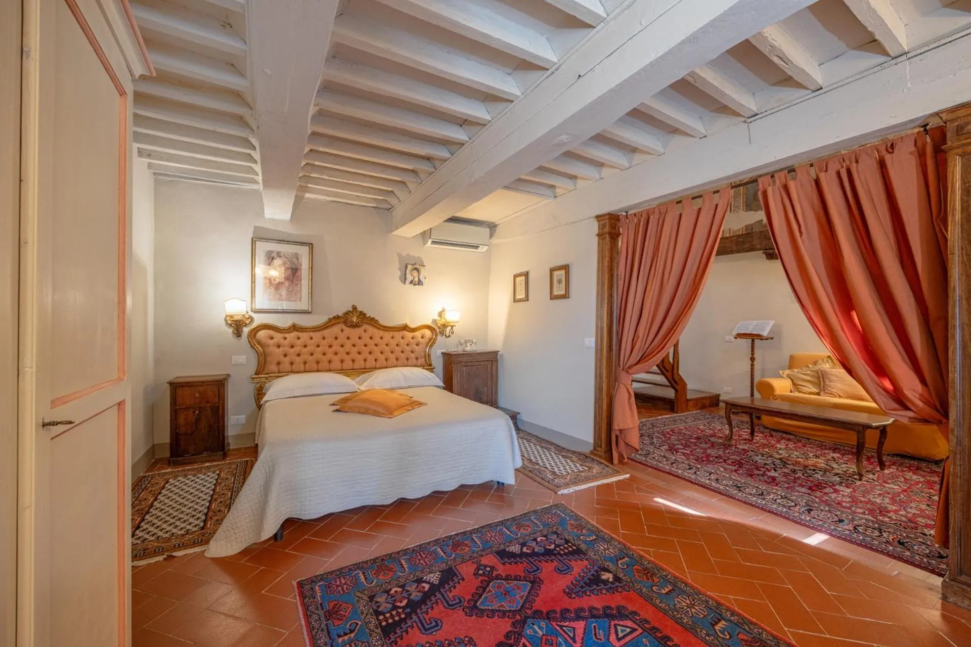 Bed in Hotel San Michele