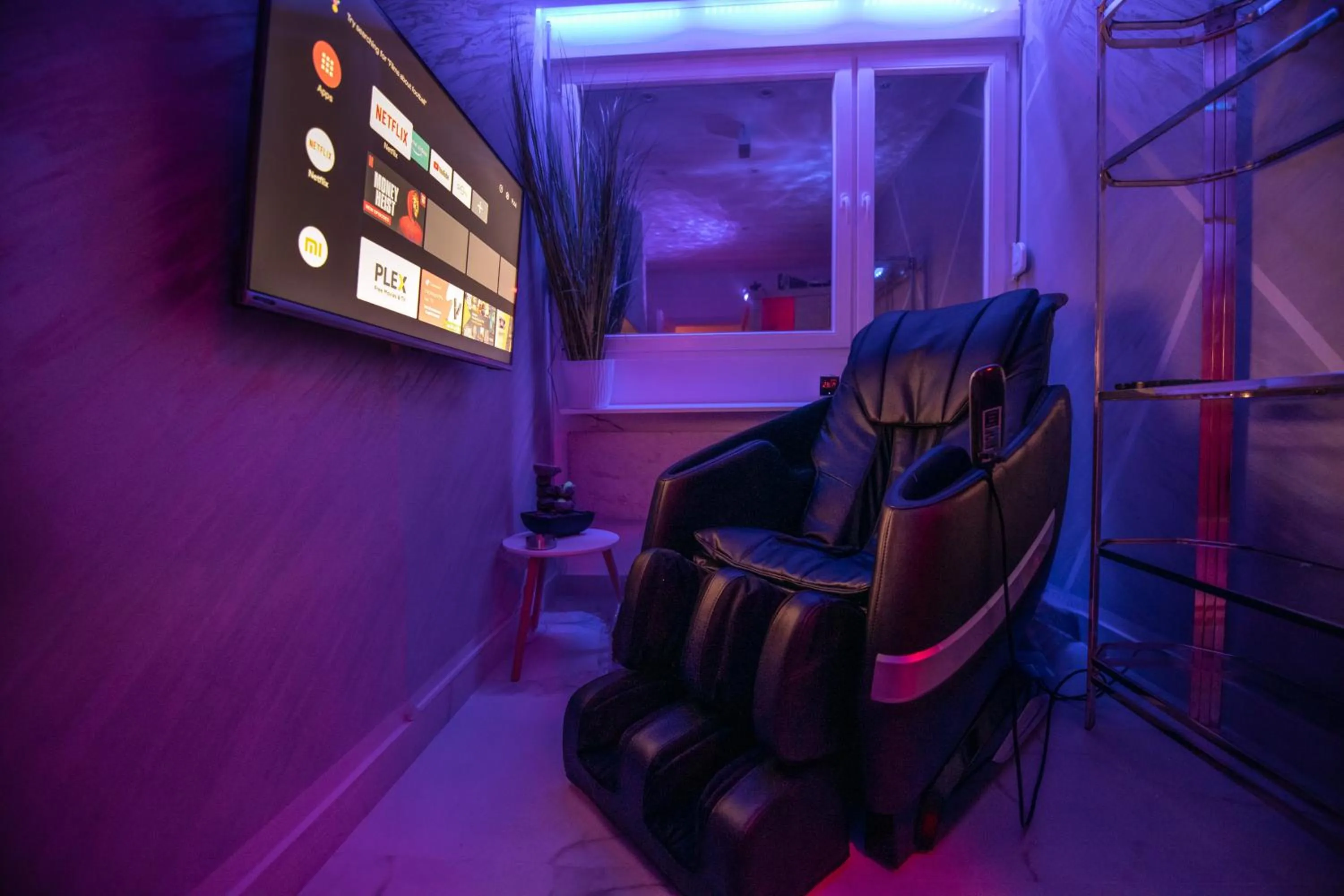 Massage in Aurora Lux Spa Smart apartments