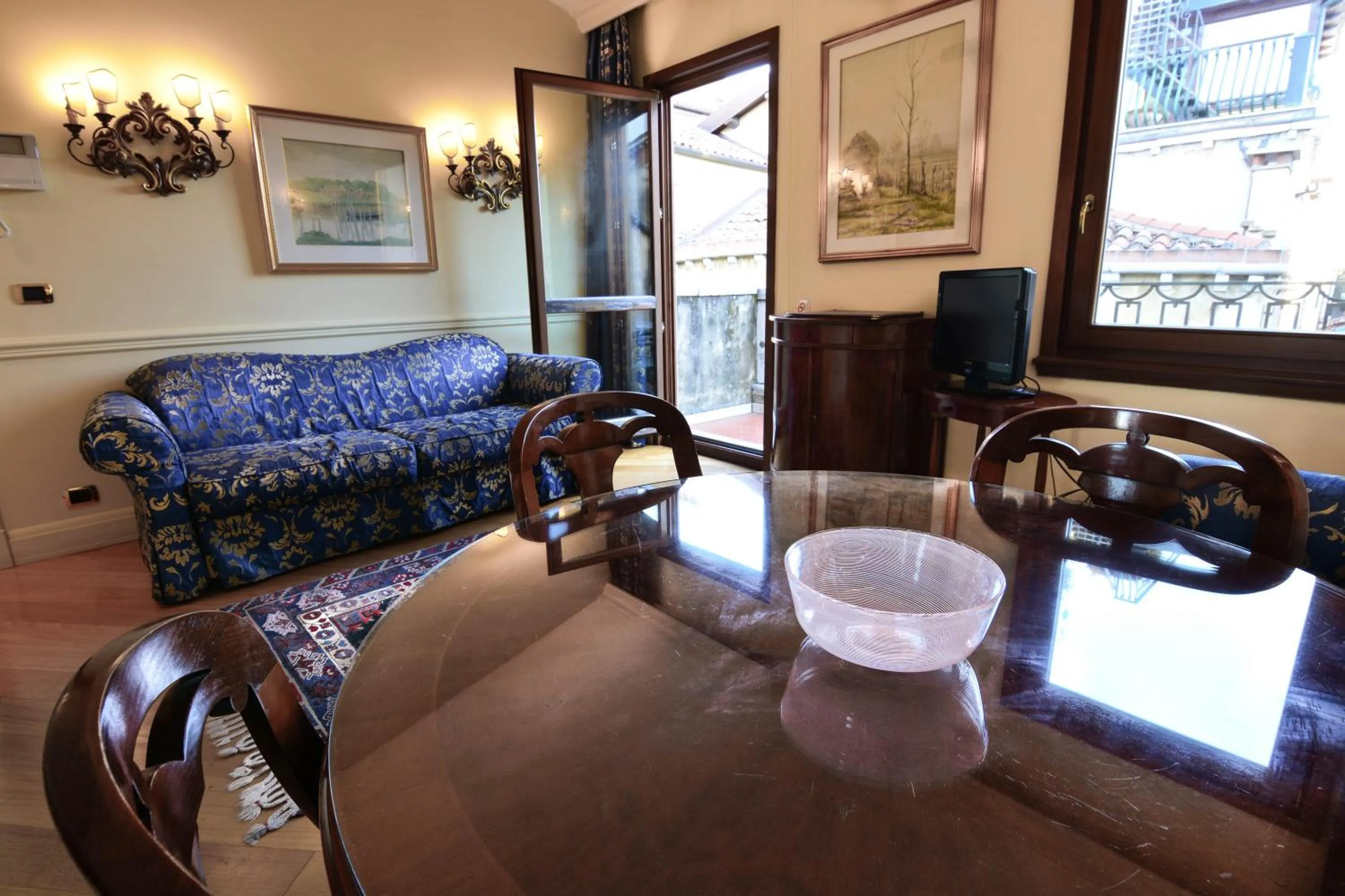 Seating area in Suites Torre Dell'Orologio