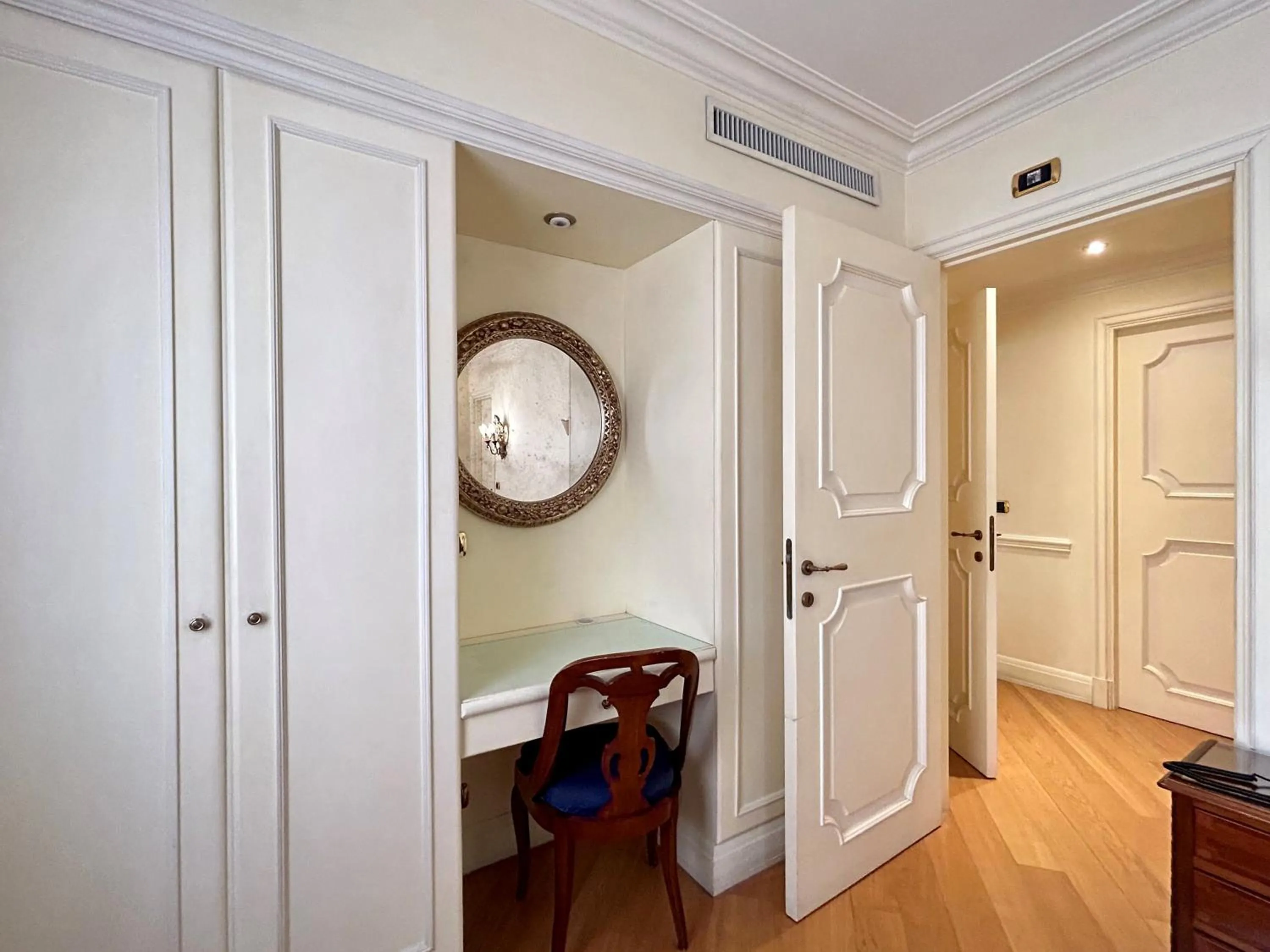 Bedroom in Suites Torre Dell'Orologio