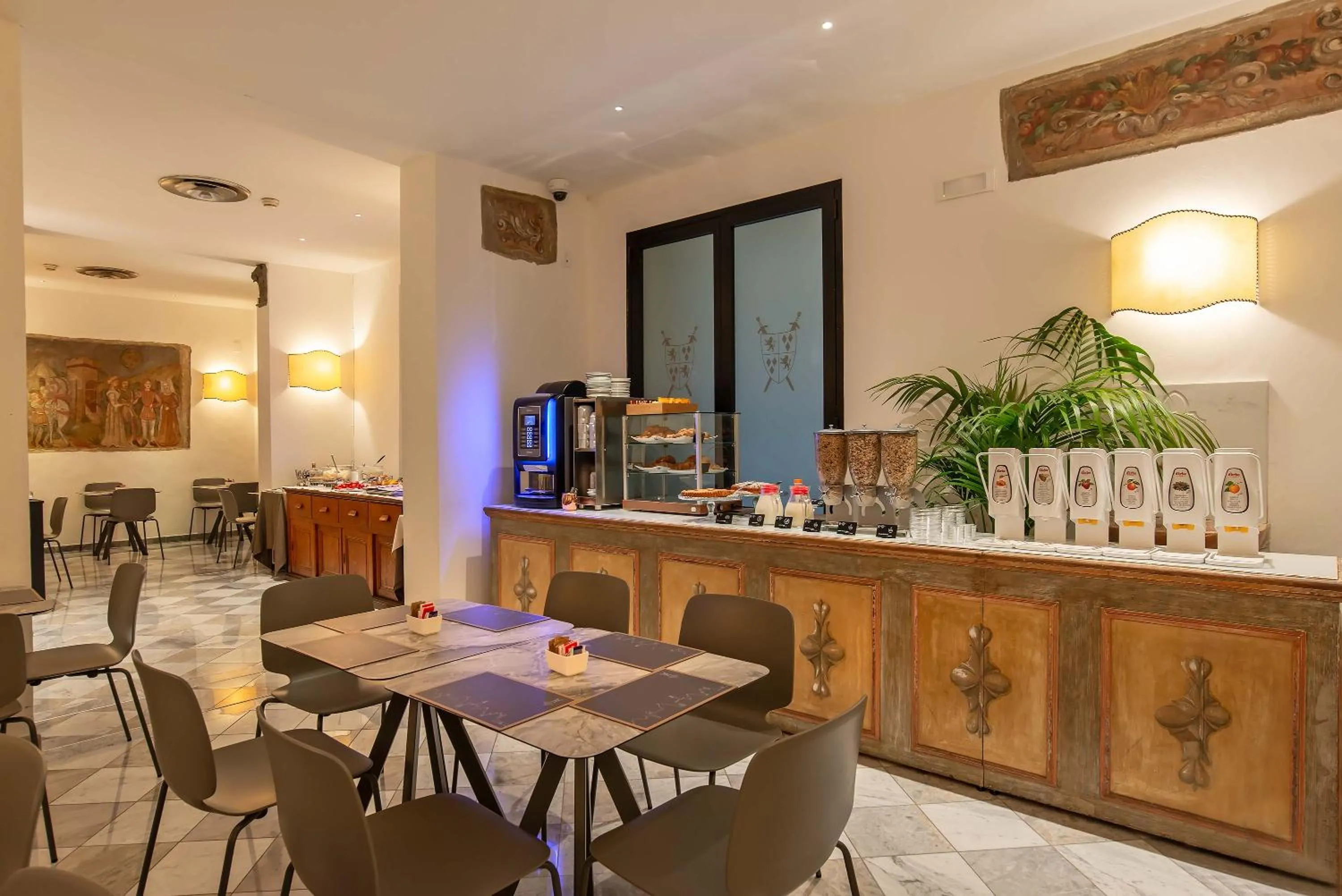 Breakfast in Hotel Machiavelli Palace