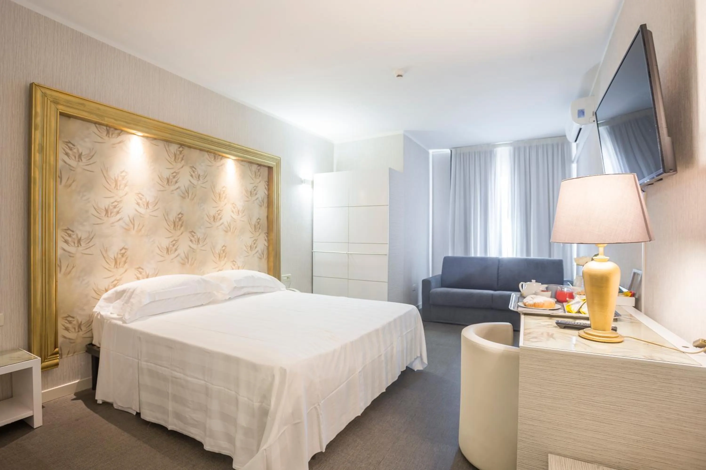 Bed in Hotel Repubblica Marinara