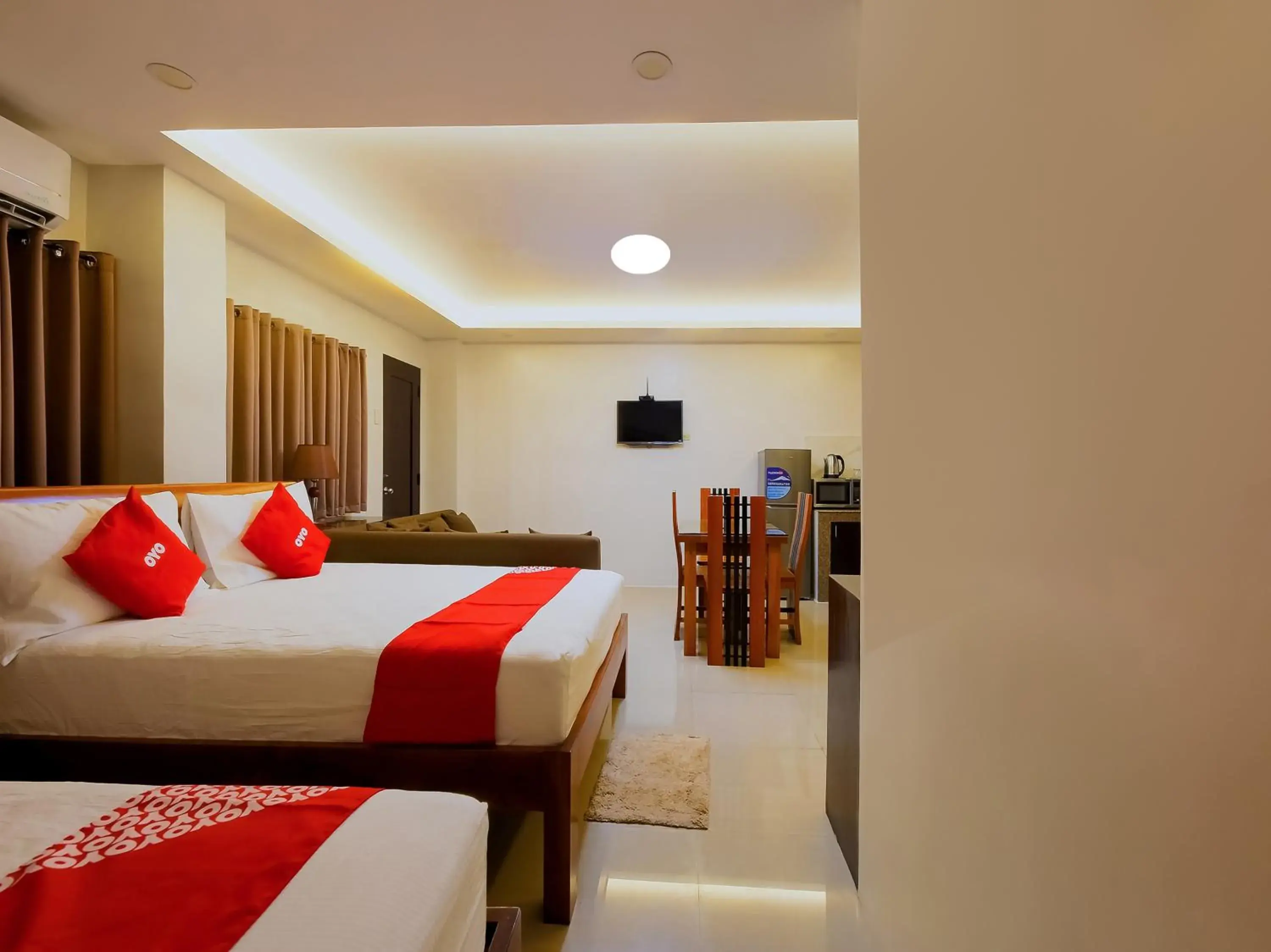 Suite Family in OYO 848 Dona Aurora Condotel Suite Family in OYO 848 Dona Aurora Condotel