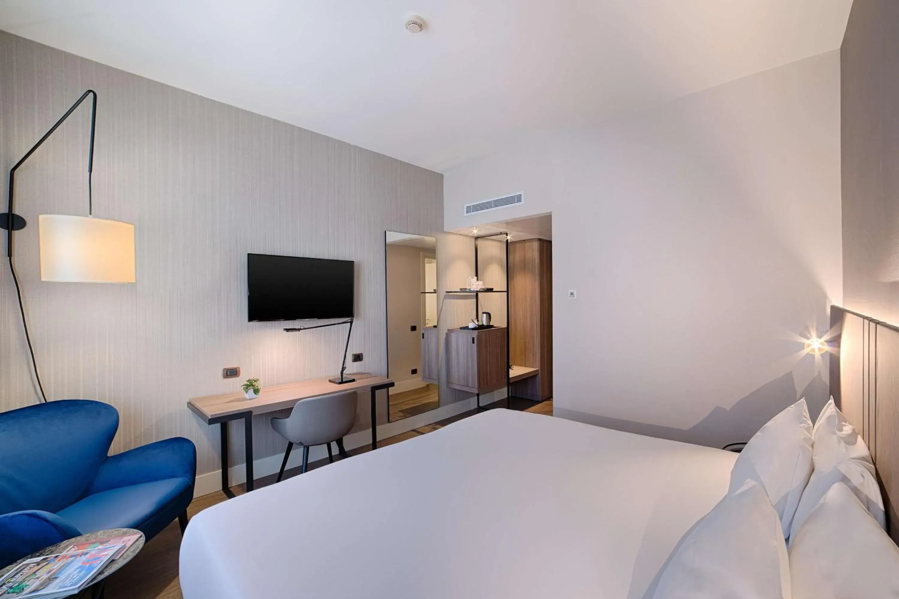 Standard Double or Twin Room in NH Roma Villa Carpegna Standard Double or Twin Room in NH Roma Villa Carpegna