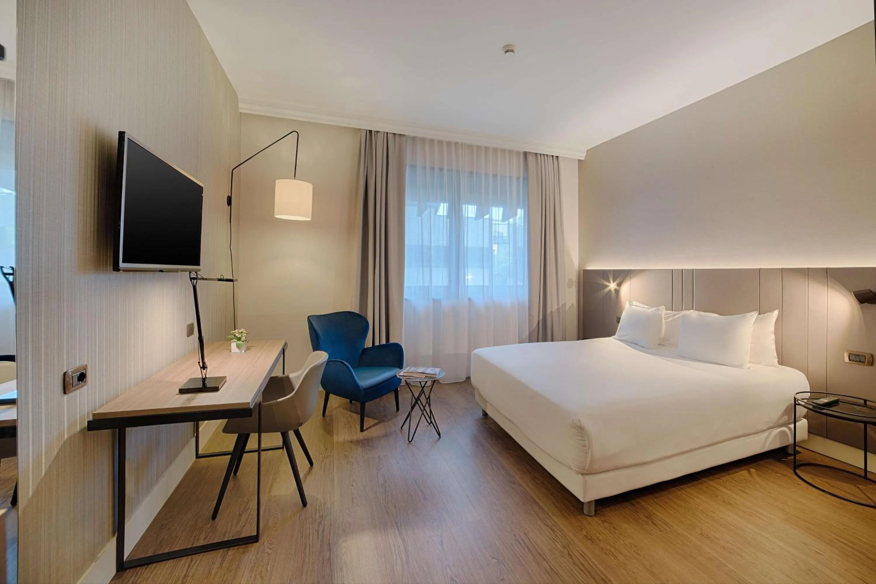 Bedroom, Bed in NH Roma Villa Carpegna