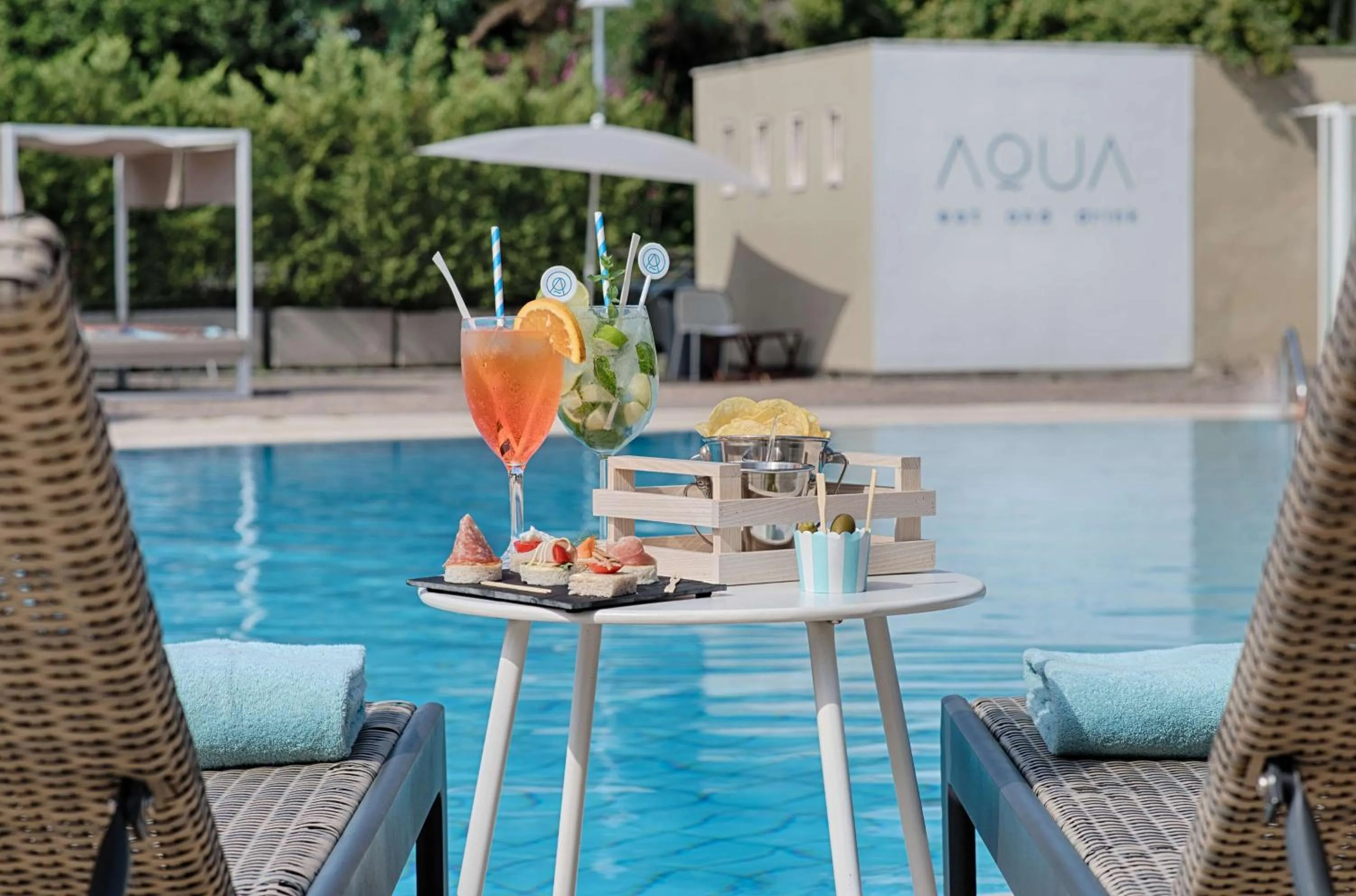 Pool view in NH Roma Villa Carpegna