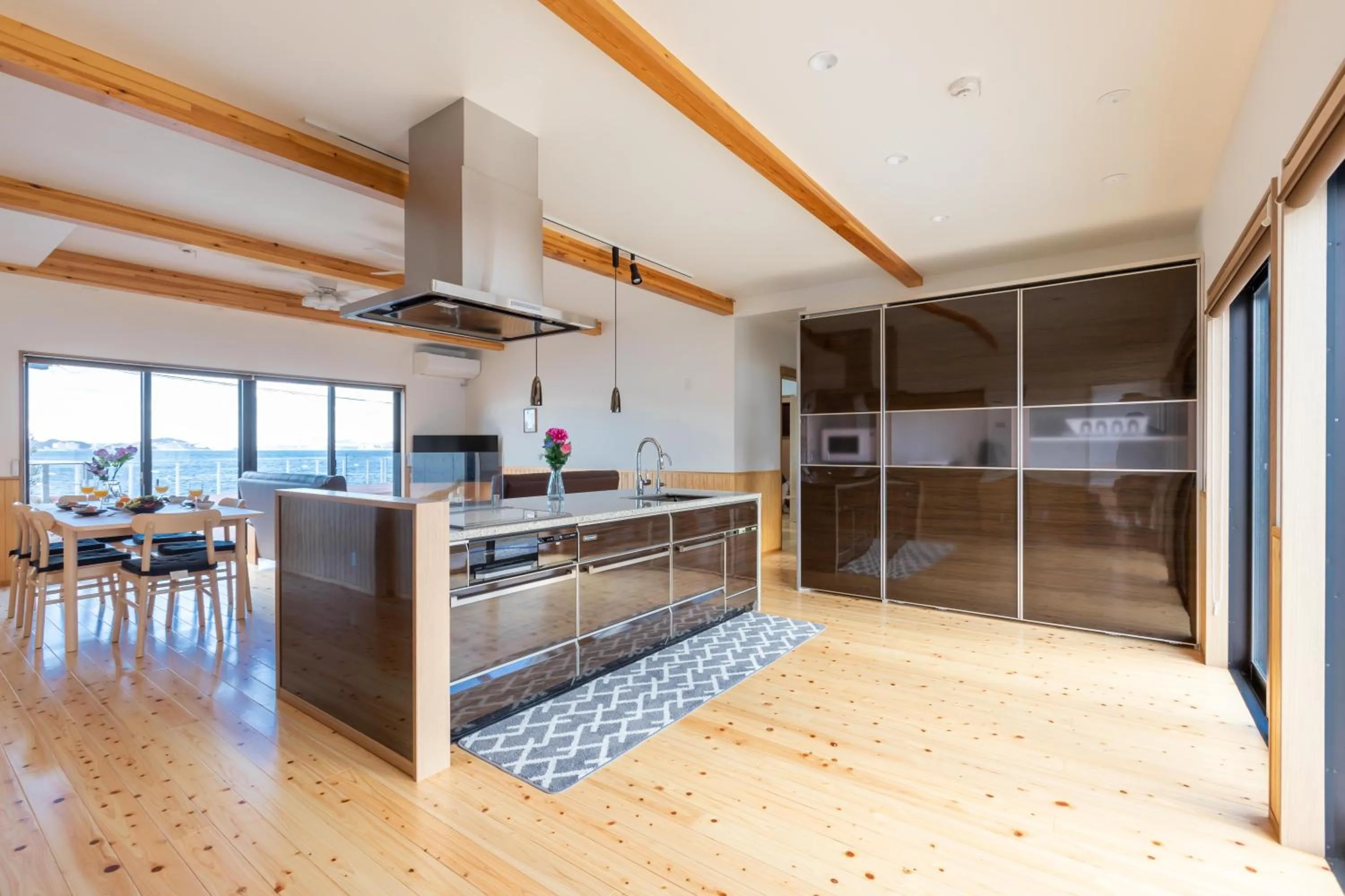 Kitchen or kitchenette in オーシャンヴィラ鳴門-Ocean Villa Naruto-