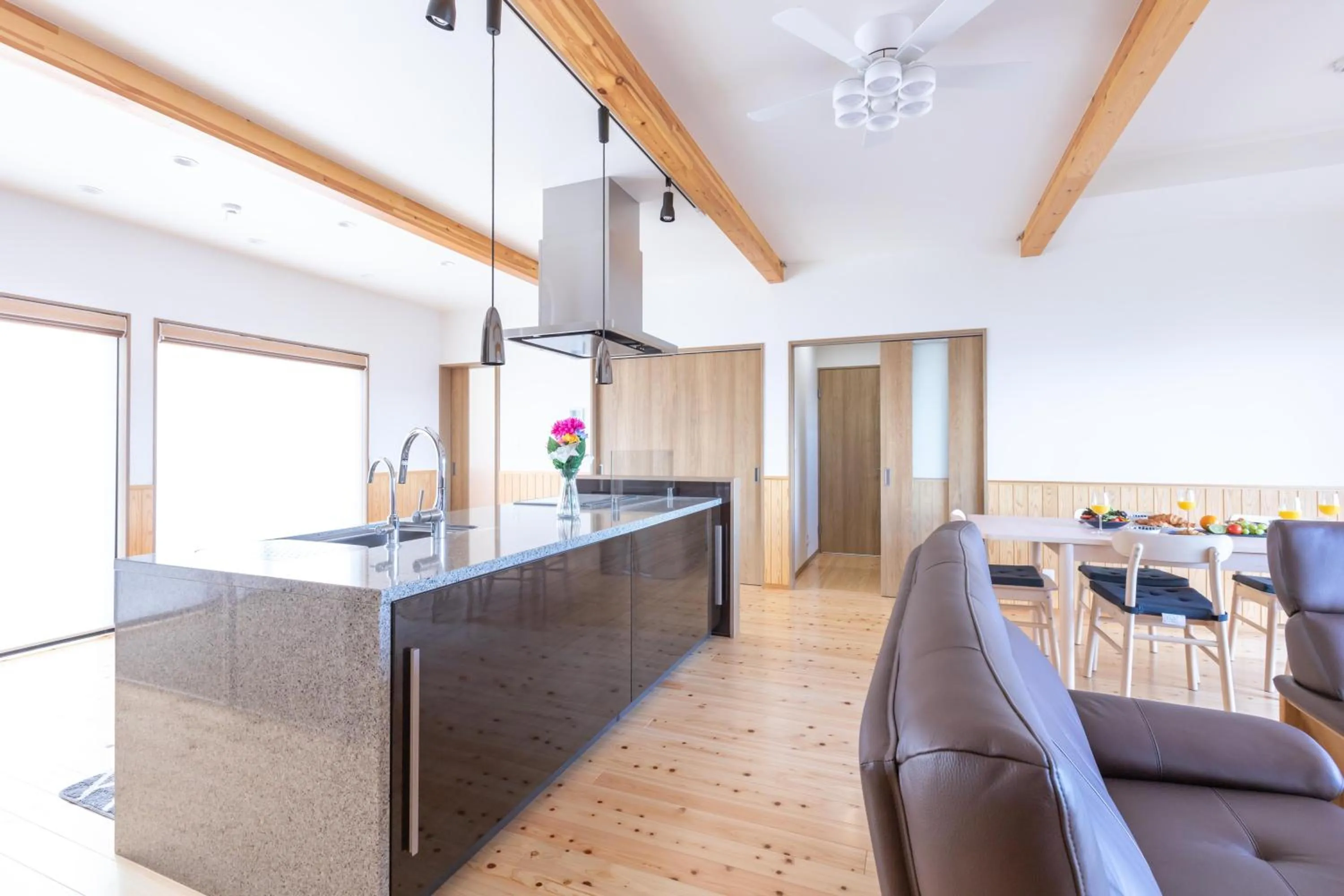 Kitchen or kitchenette in オーシャンヴィラ鳴門-Ocean Villa Naruto-