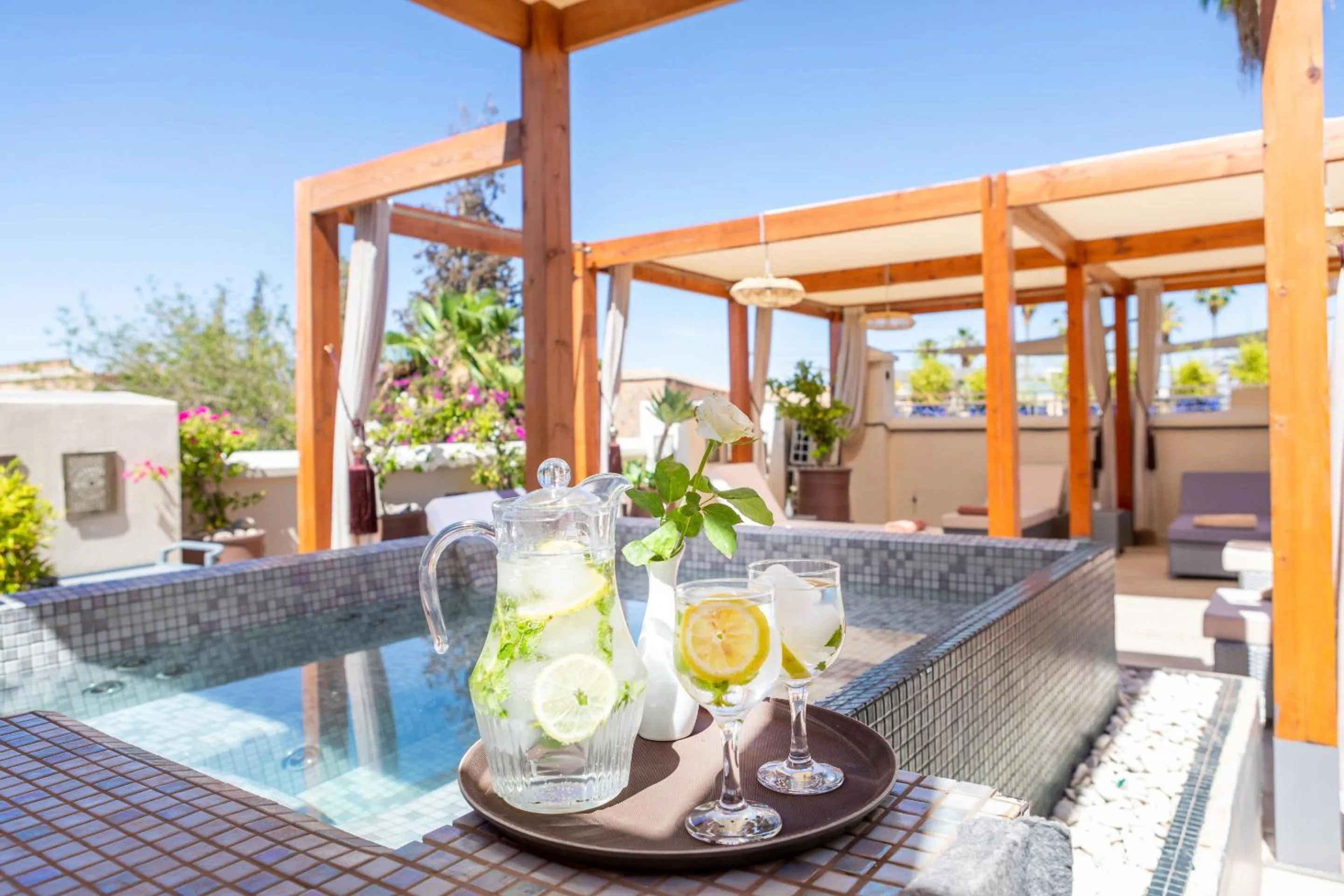 Hot Tub in Riad Kahena