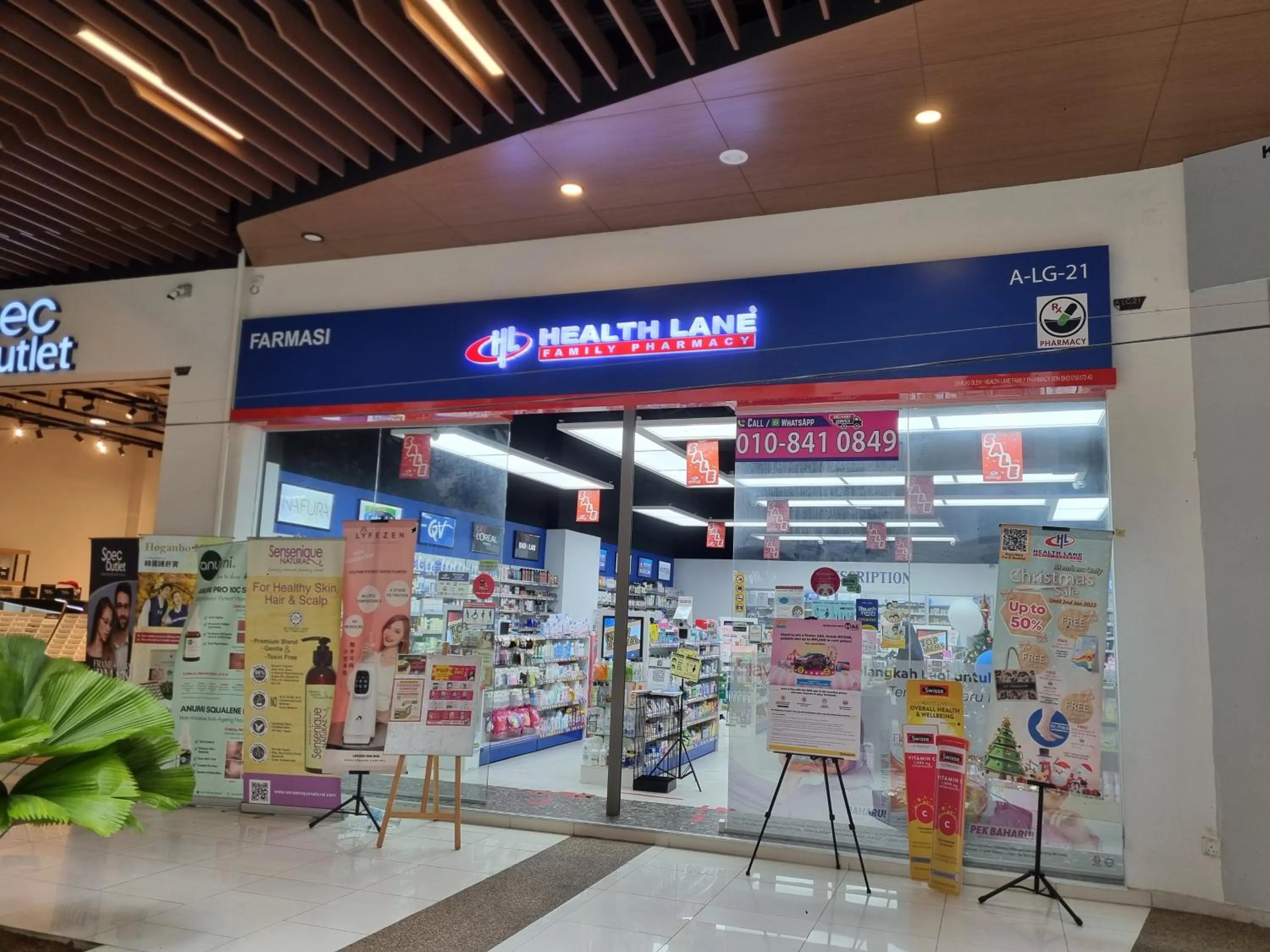 Shopping Area in FREE Parking Revo Aurora I 2Bedroom l 5pax I Pavilion2