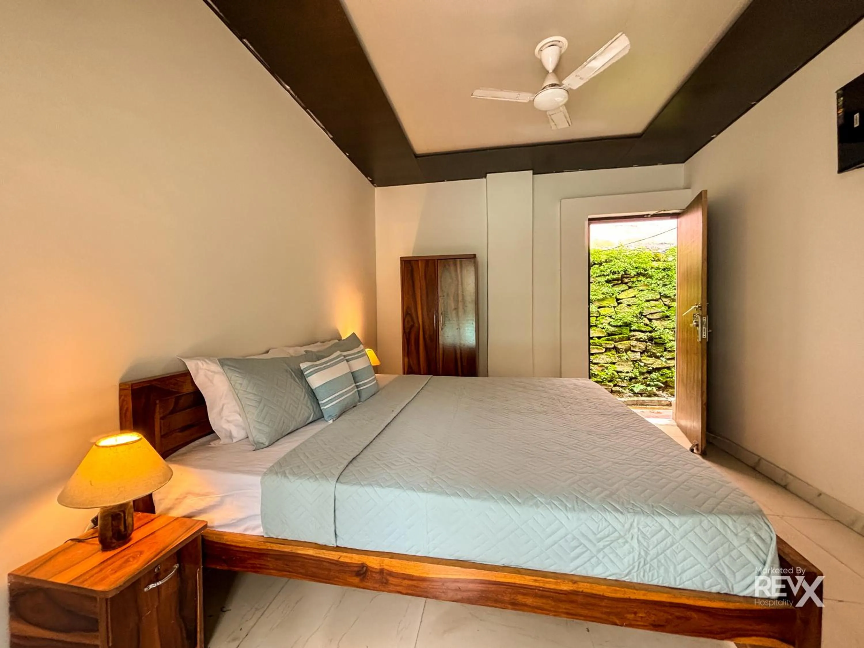 Bed in The Sona Heli Resort