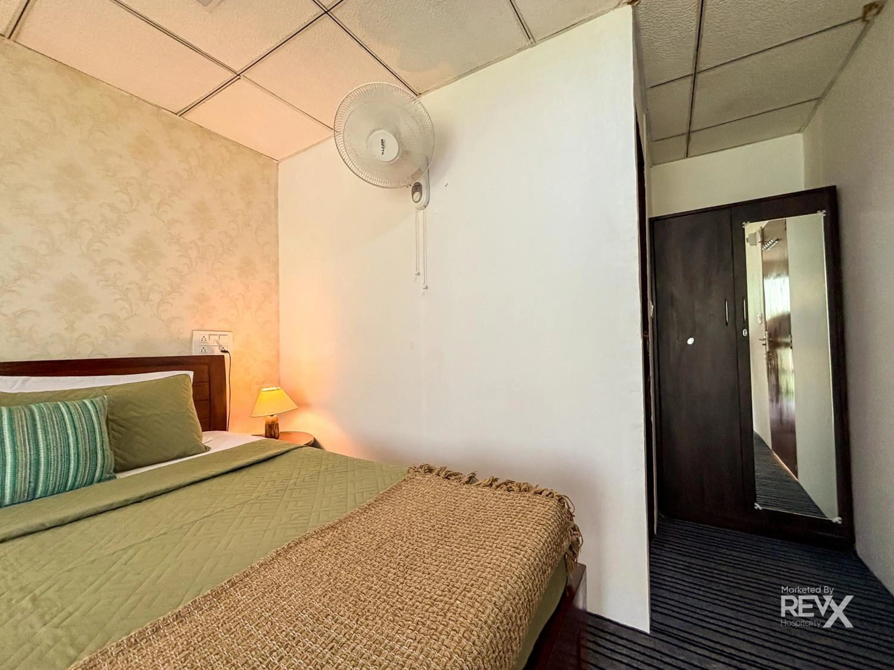 Bed in The Sona Heli Resort