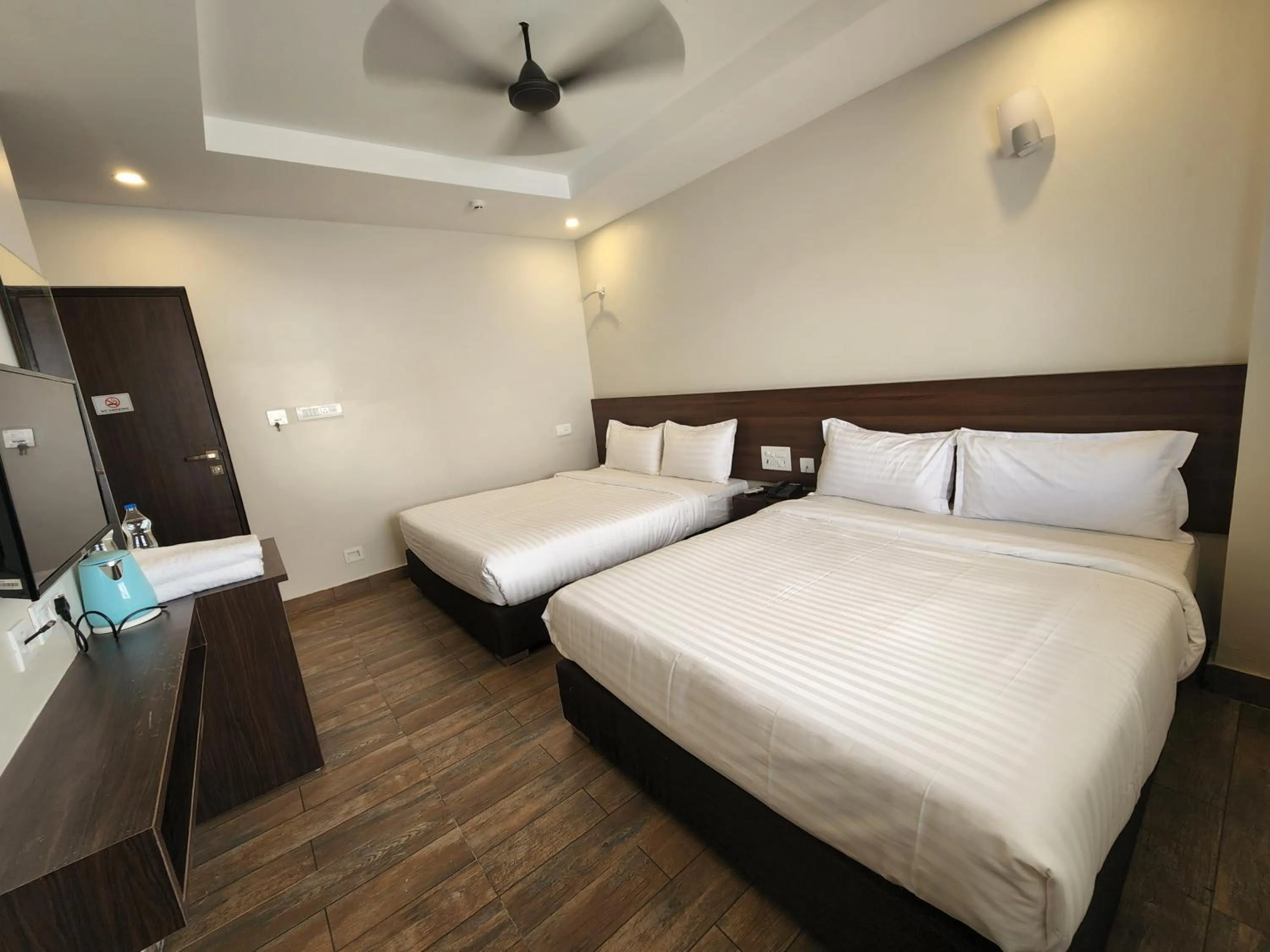 Bed in HOTEL PARK KRISHNA