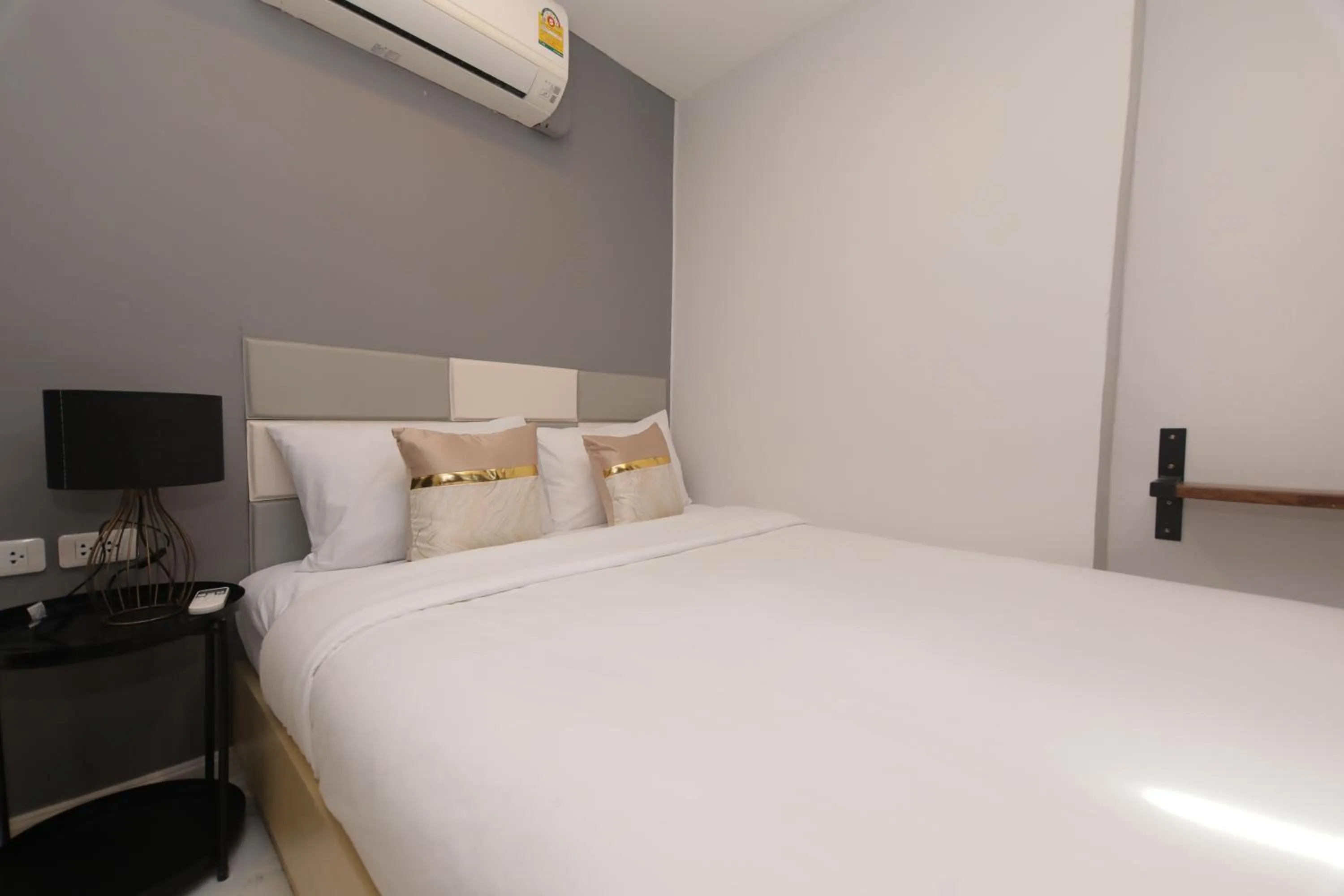 Bed in WiRE BANGKOK PRAKHANONG