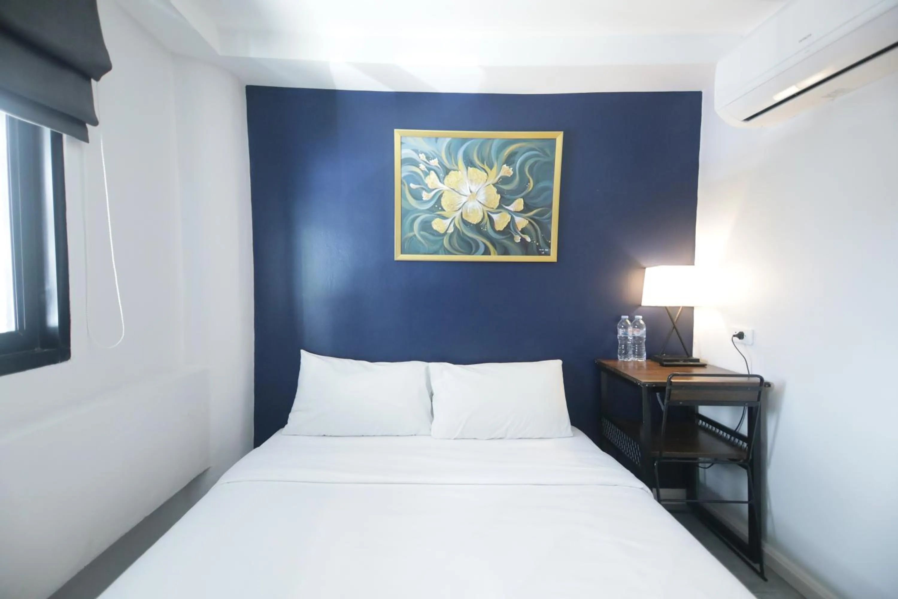 Bed in WiRE BANGKOK PRAKHANONG