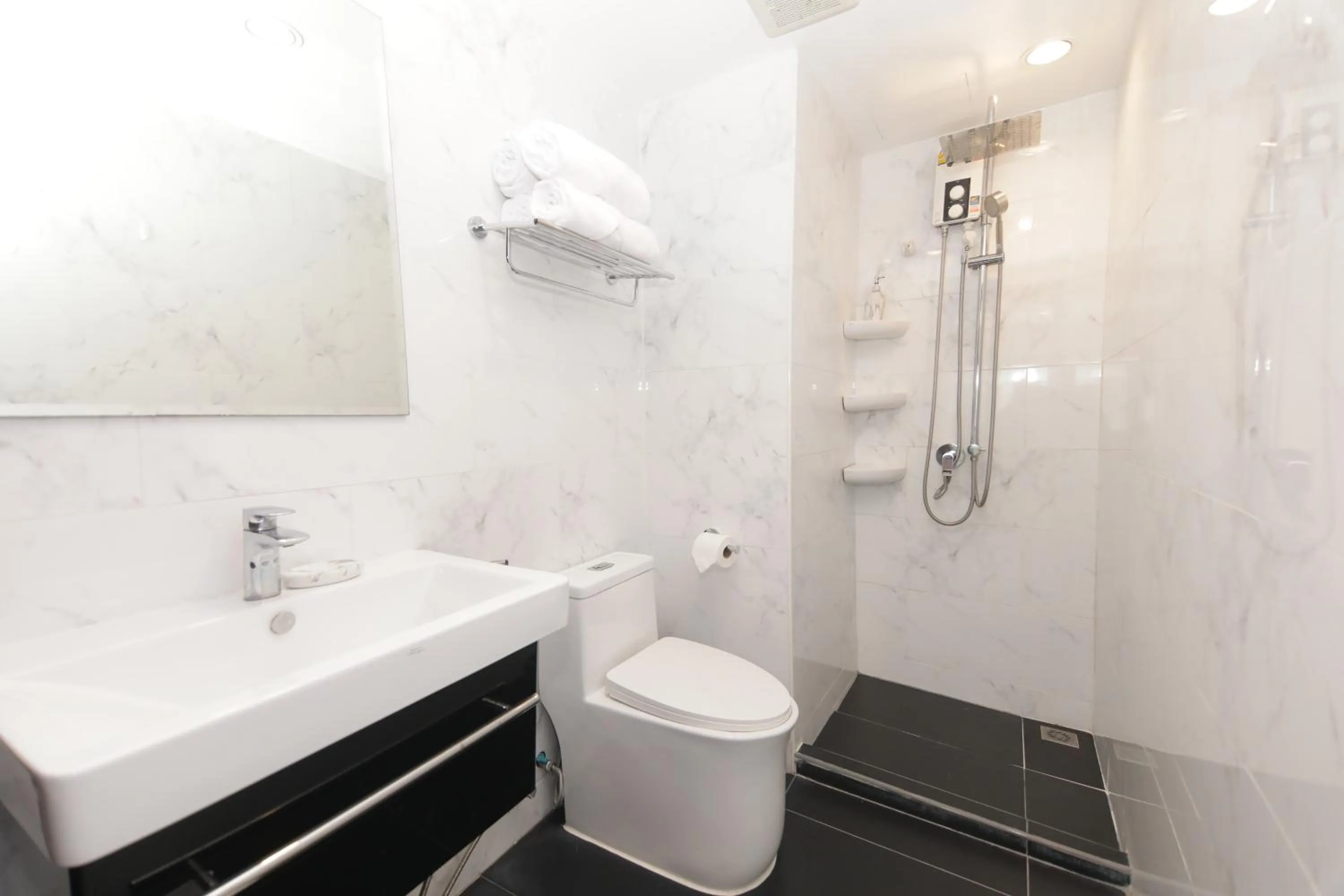 Bathroom in WiRE BANGKOK PRAKHANONG