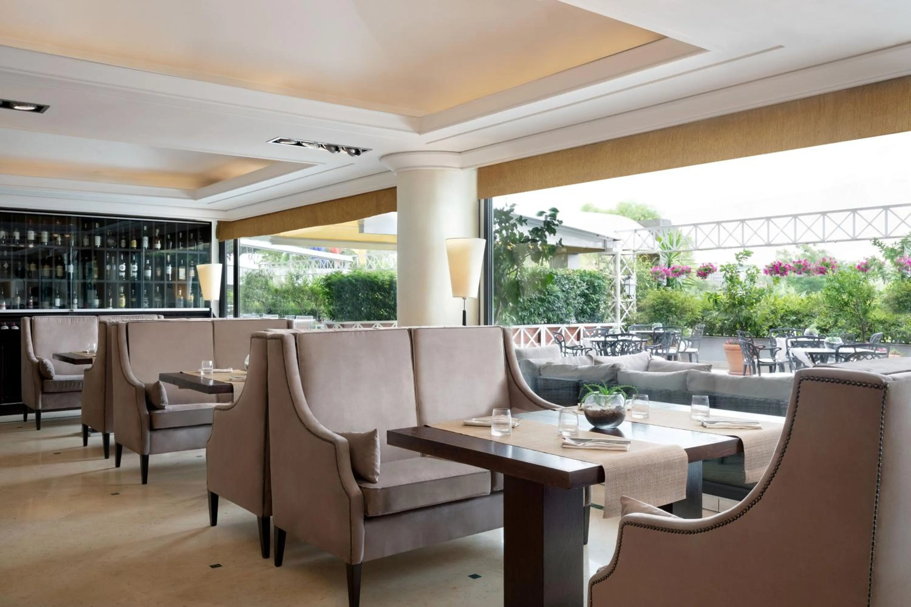 Restaurant/places to eat in Courtyard by Marriott Rome Central Park