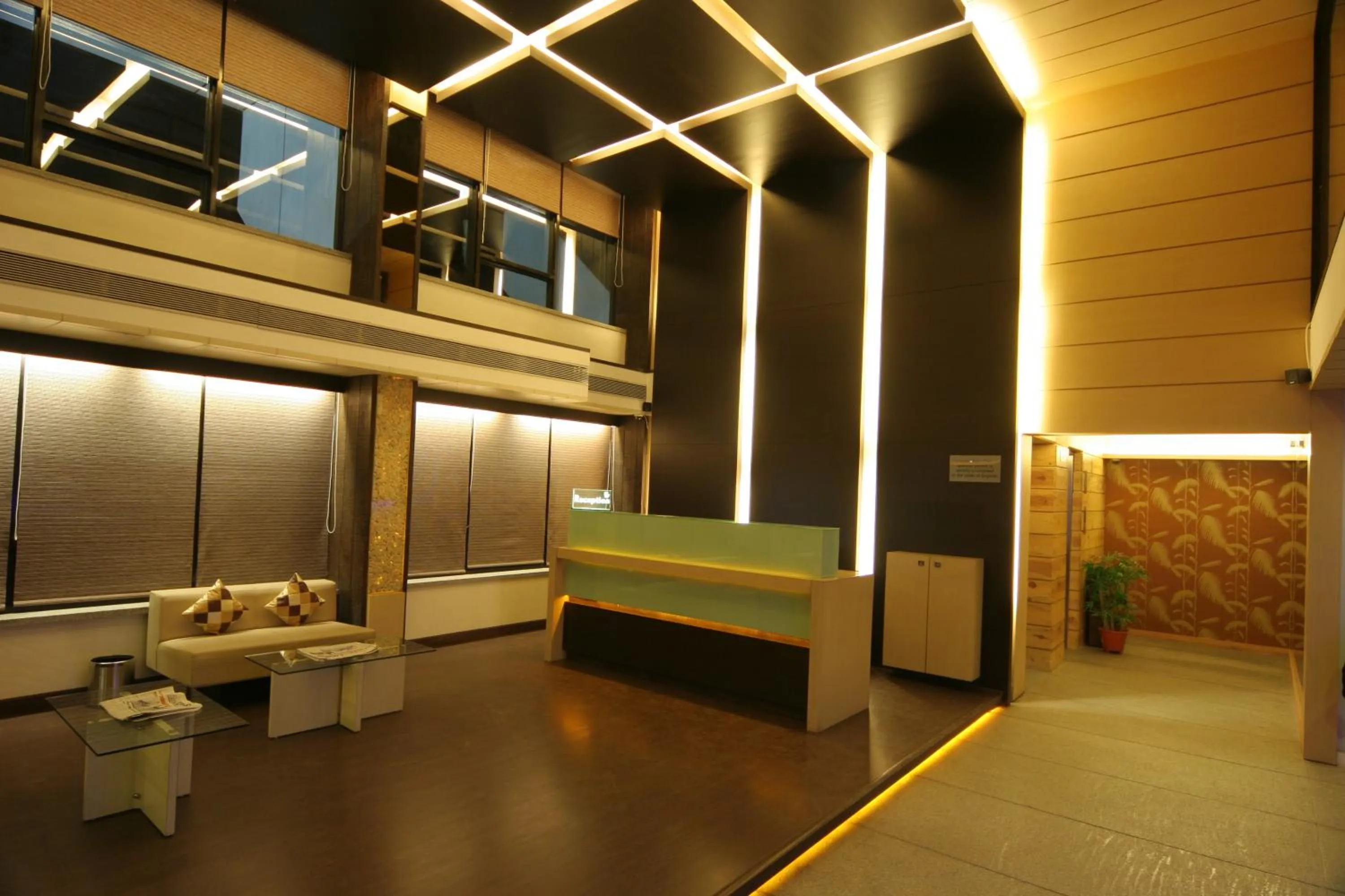 Lobby or reception in Pride Biznotel Alkapuri Near Vadodara Airport