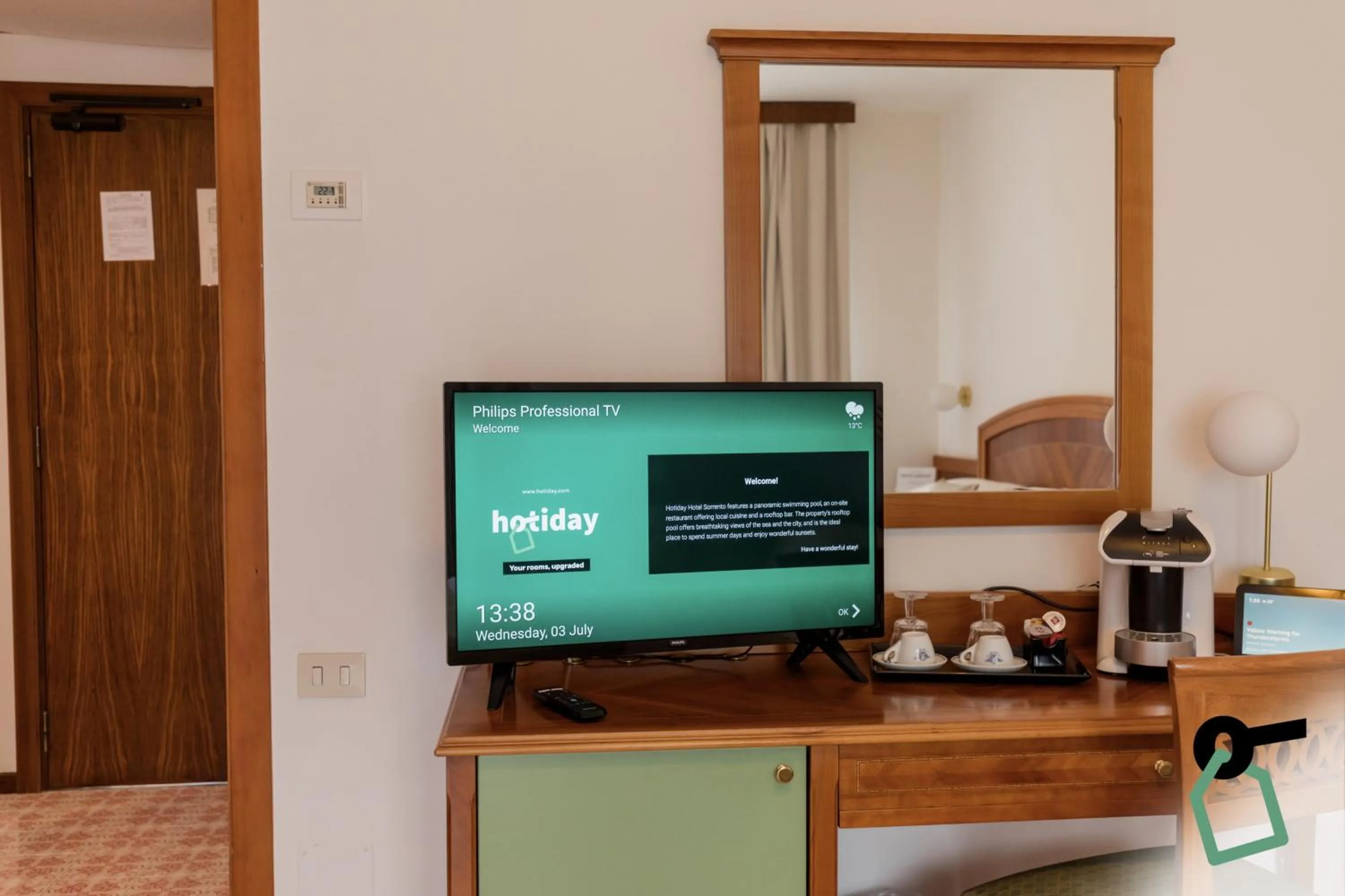 TV and multimedia in HOTIDAY Room Collection - Sorrento