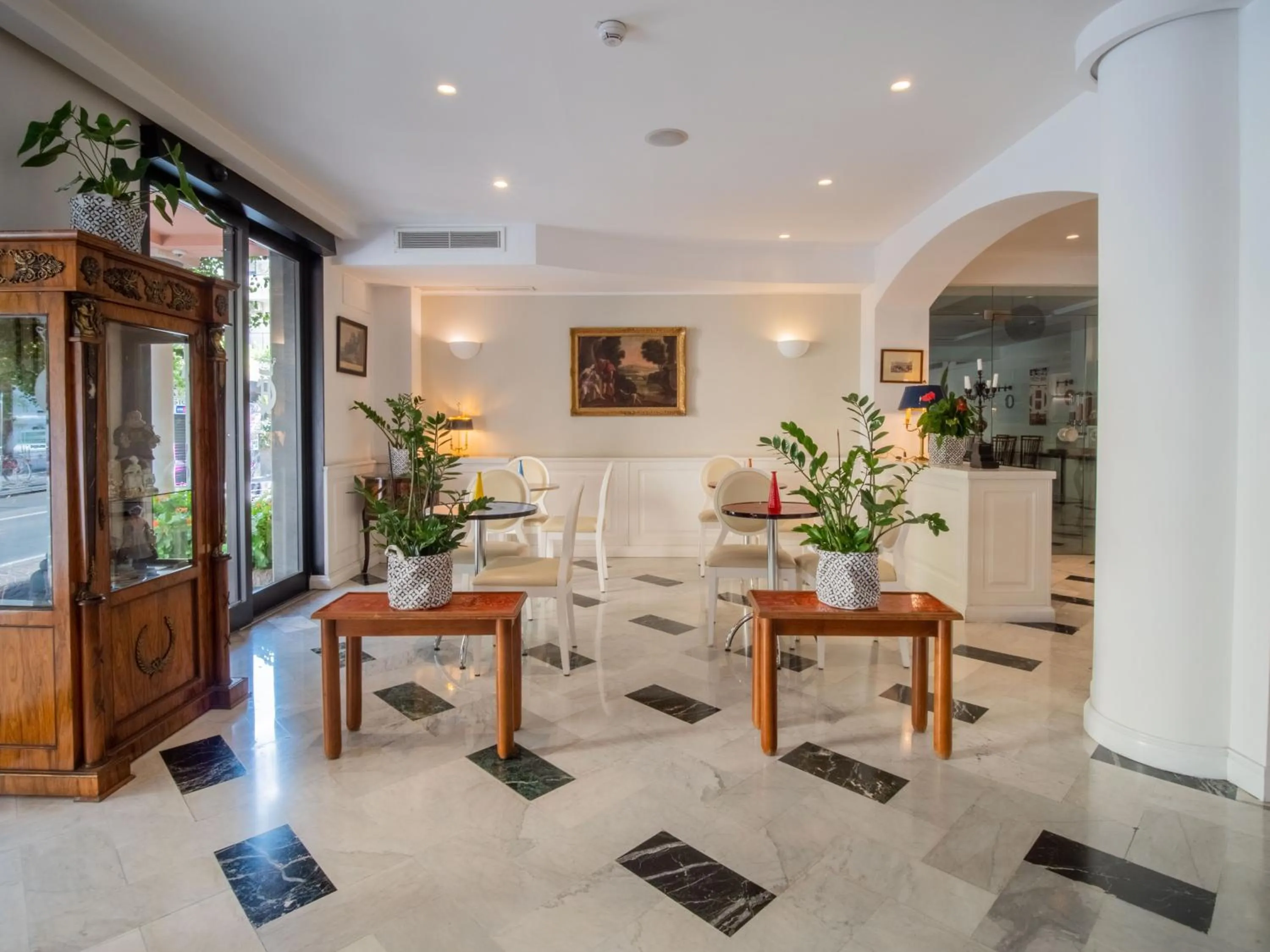 Property building in Hotel Central Wellness