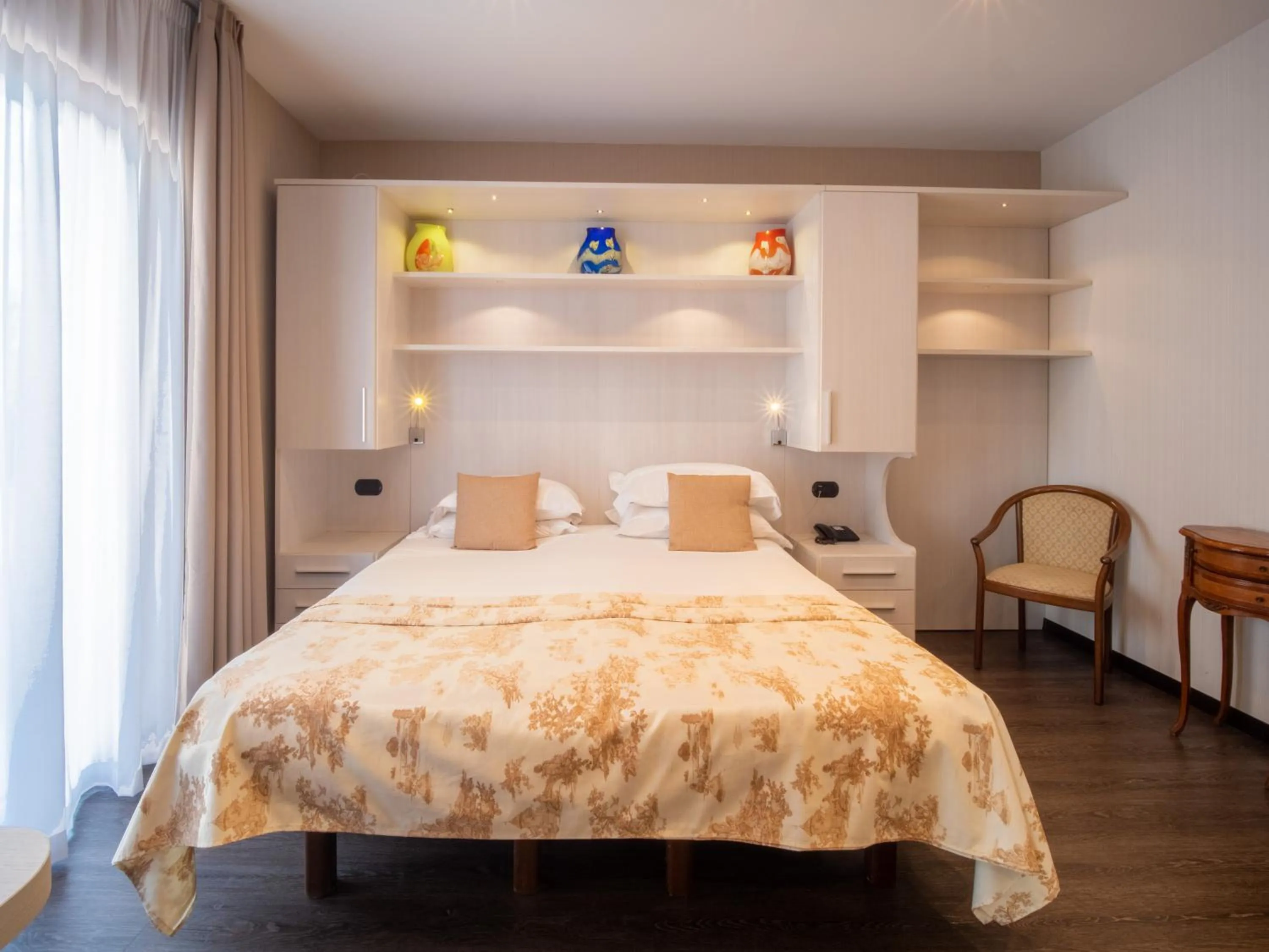 Bedroom, Bed in Hotel Central Wellness