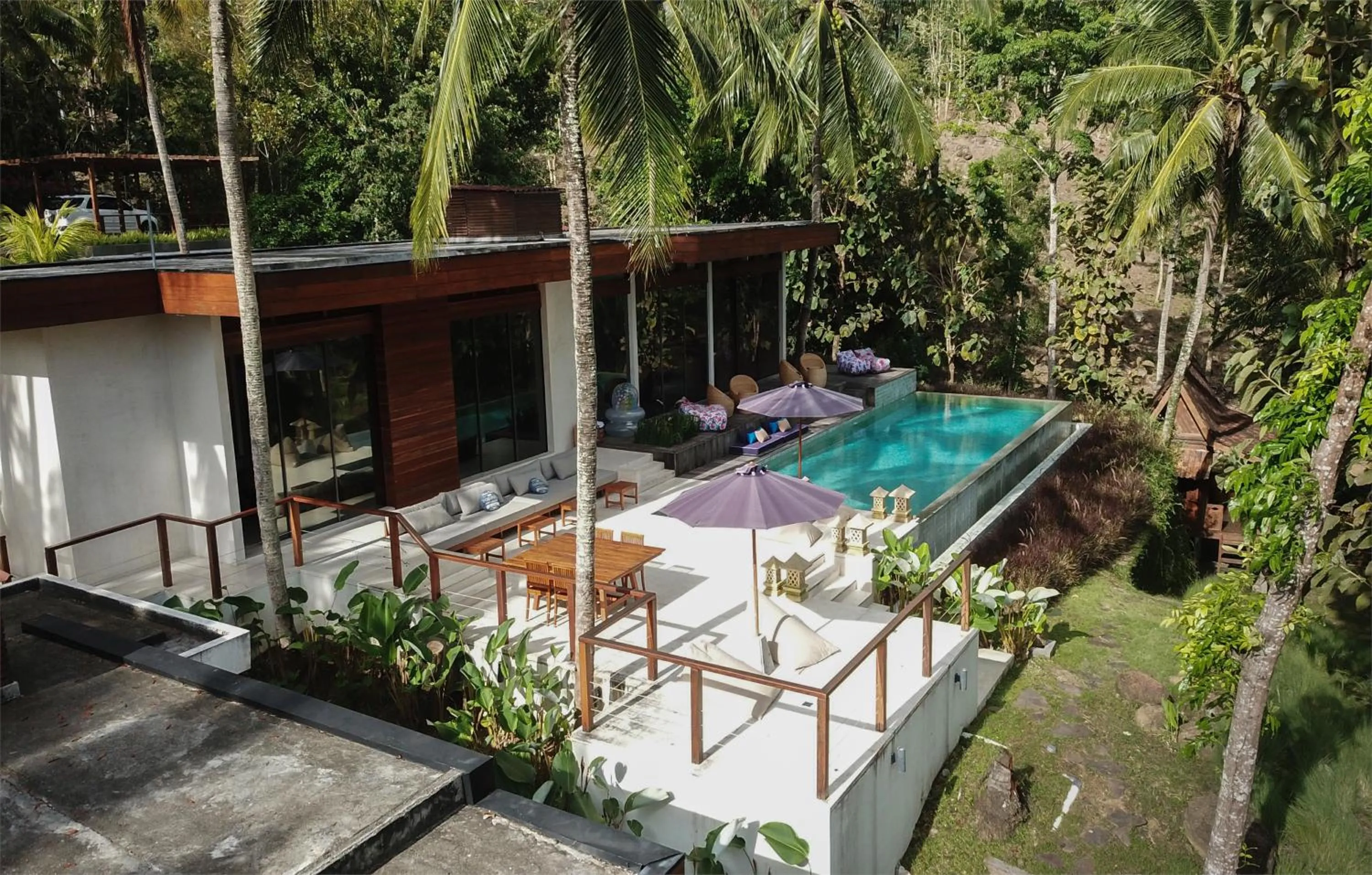 Swimming pool in EMHILL Estate Lombok