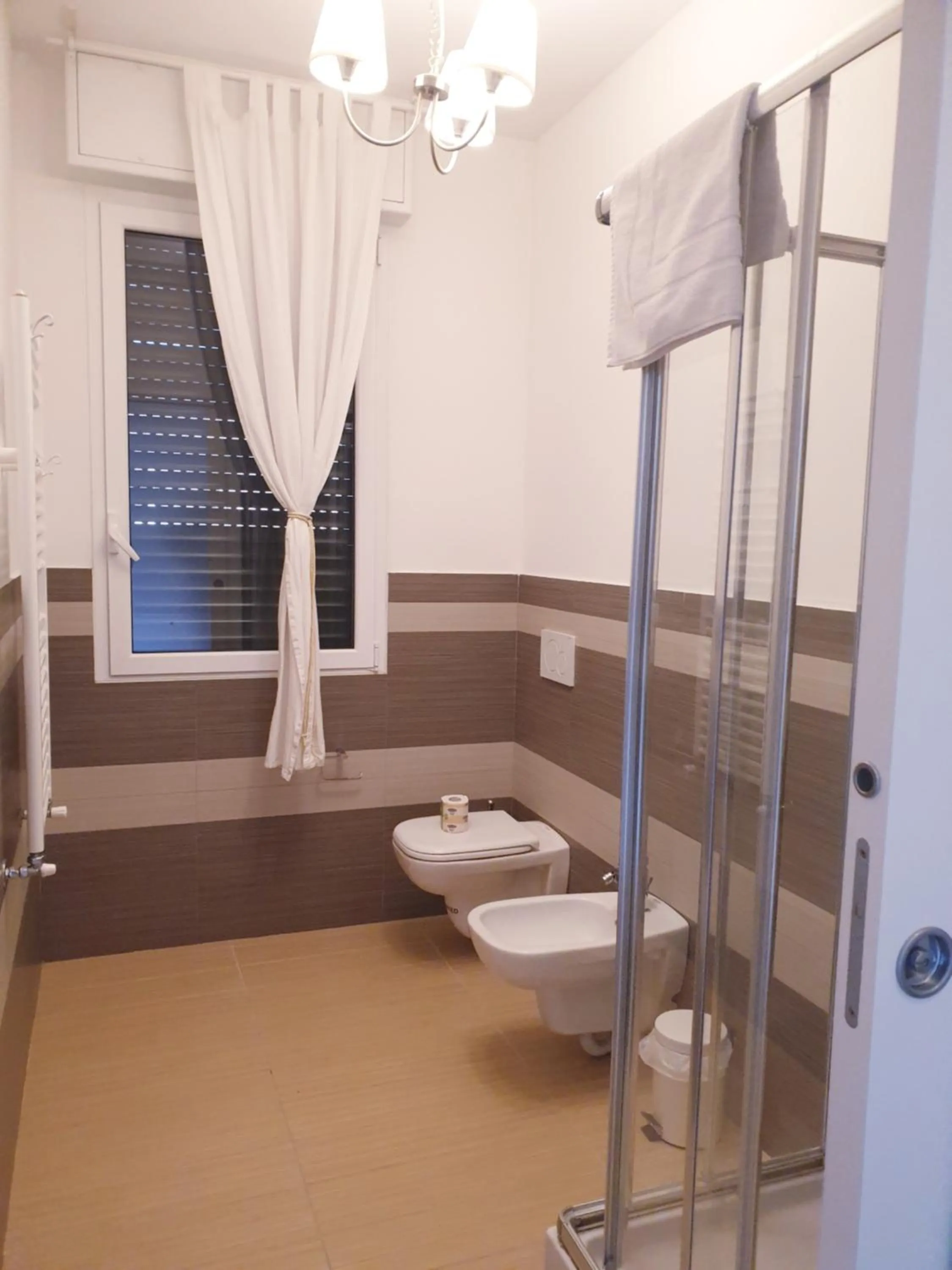 Bathroom in Michelangelo Apartments con parcheggio gratuito in loco e self check in