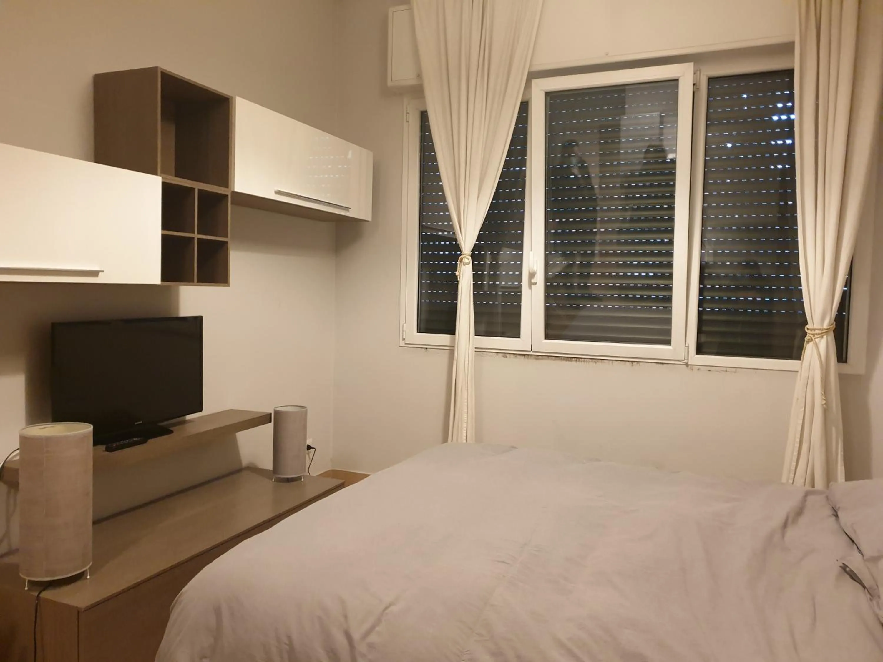 Bed in Michelangelo Apartments con parcheggio gratuito in loco e self check in