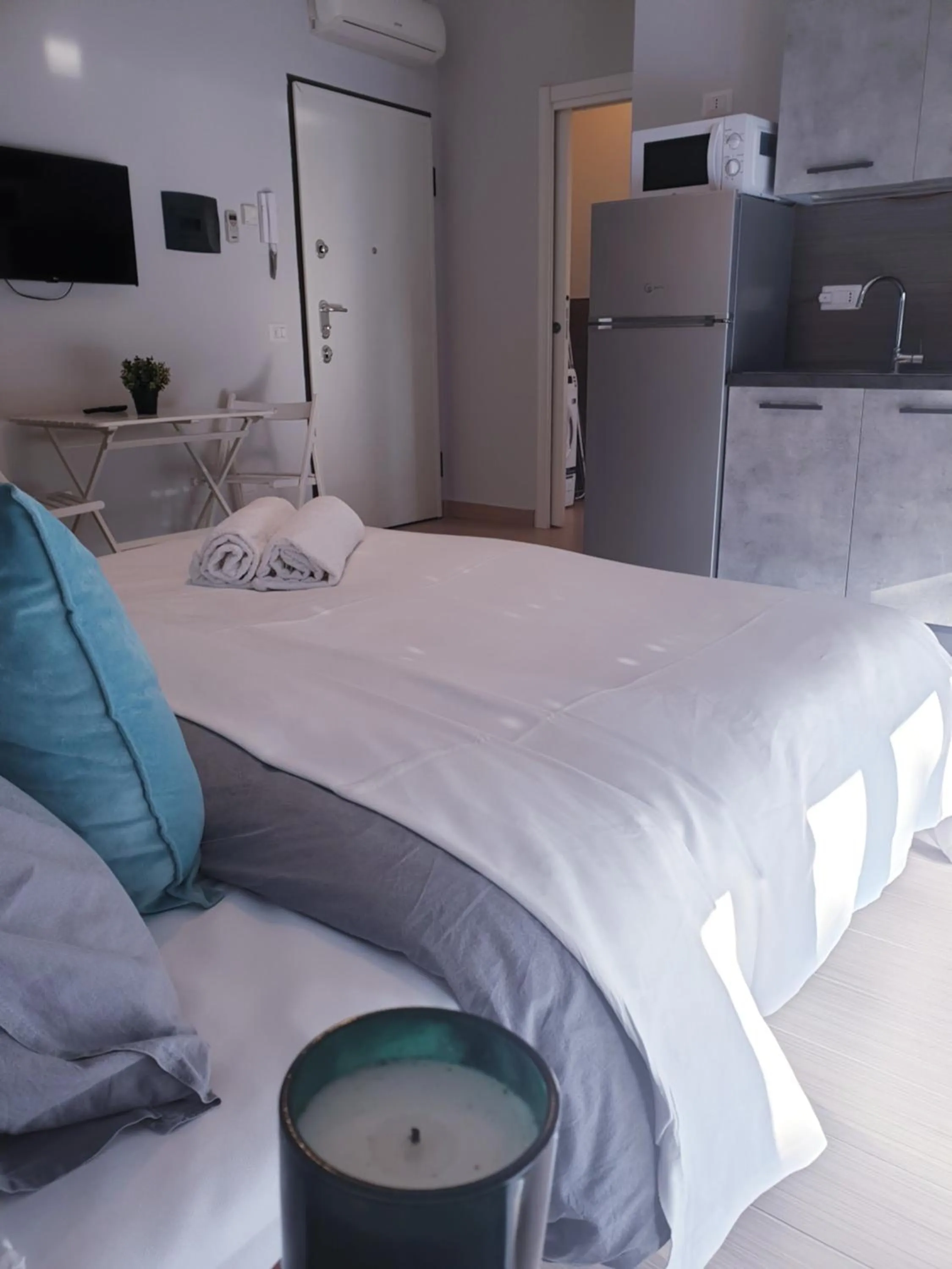 Bed in Michelangelo Apartments con parcheggio gratuito in loco e self check in