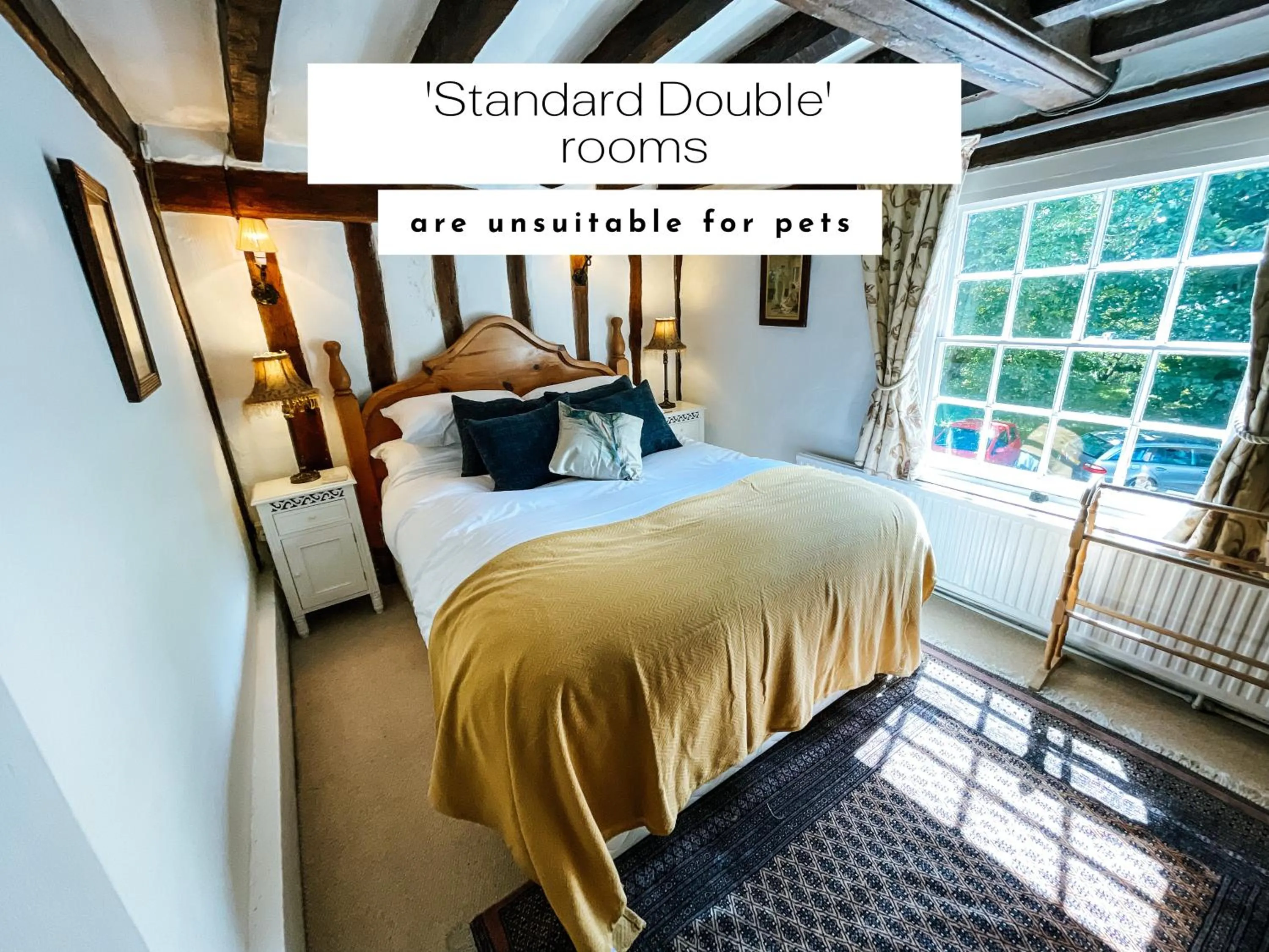 Photo of the whole room, Bed in The Peacock Inn