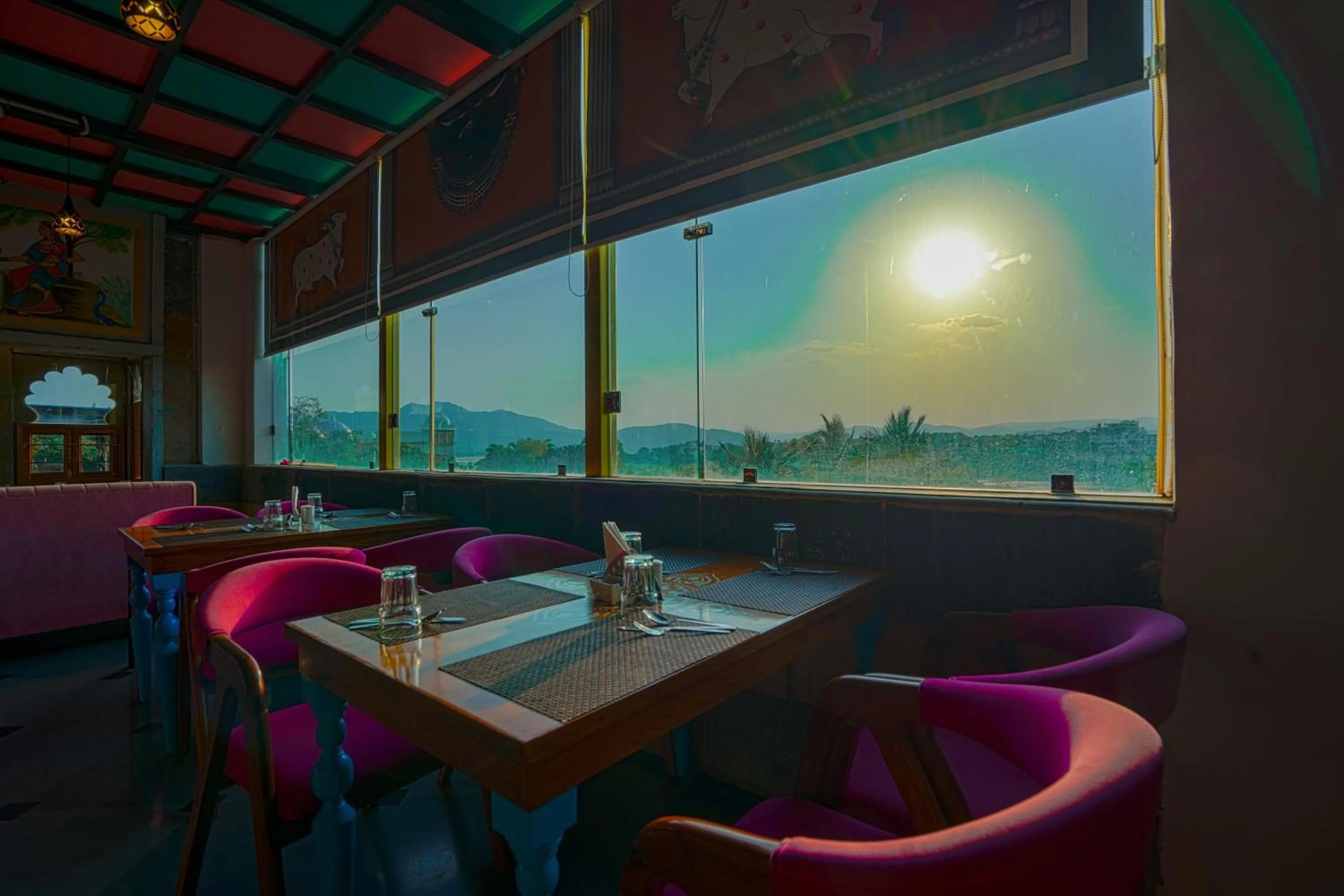 Restaurant/places to eat in AAJ HAVELI - Pichola Lake Facing Hotel