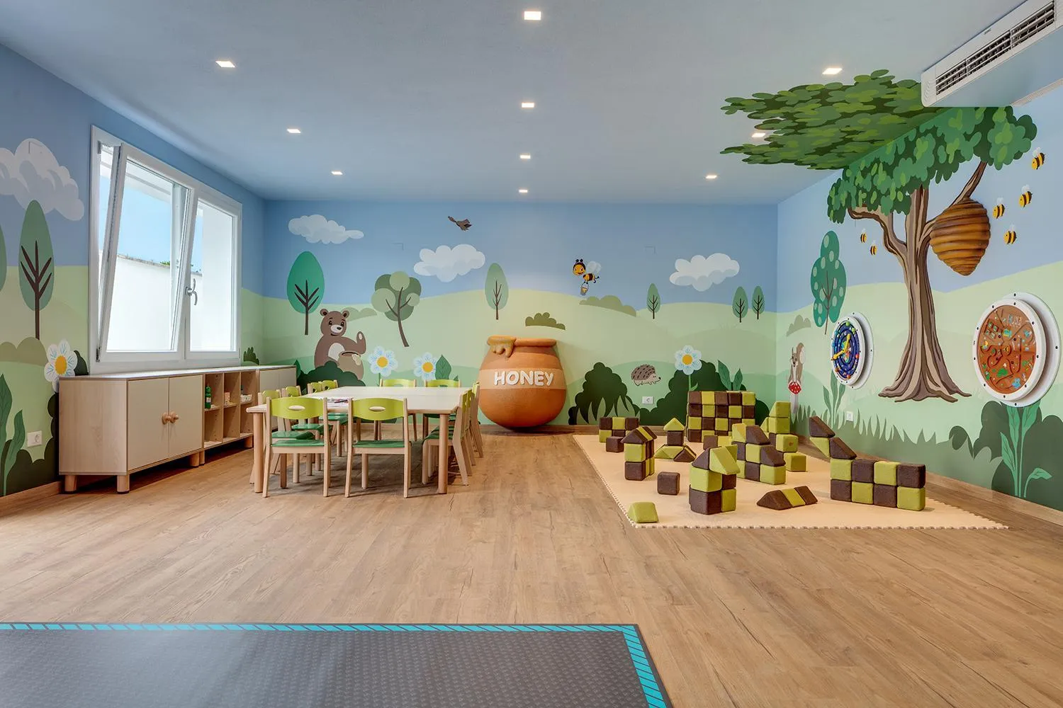 Children play ground in Poiano Garda Resort Hotel